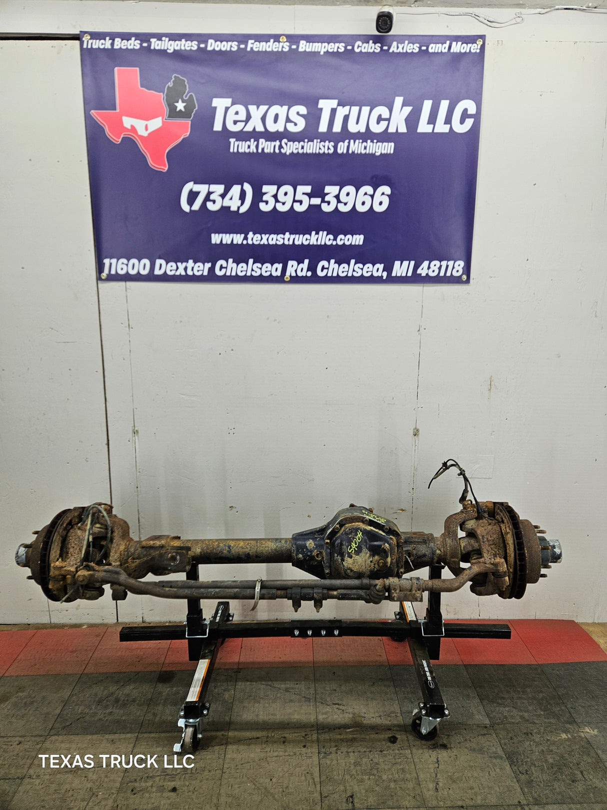 1999-2004 Ford Super Duty F250 F350 SRW Front Axle 3.73 Gear Ratio