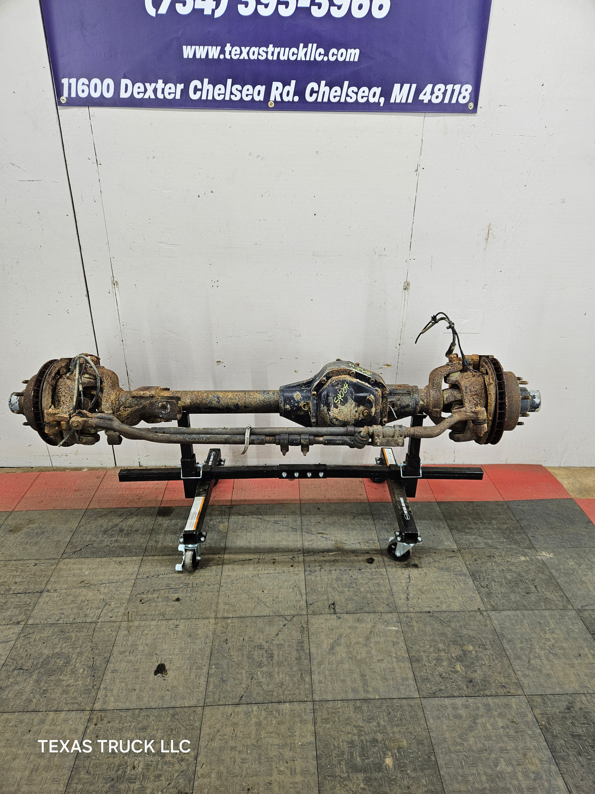 1999-2004 Ford Super Duty F250 F350 SRW Front Axle 3.73 Gear Ratio
