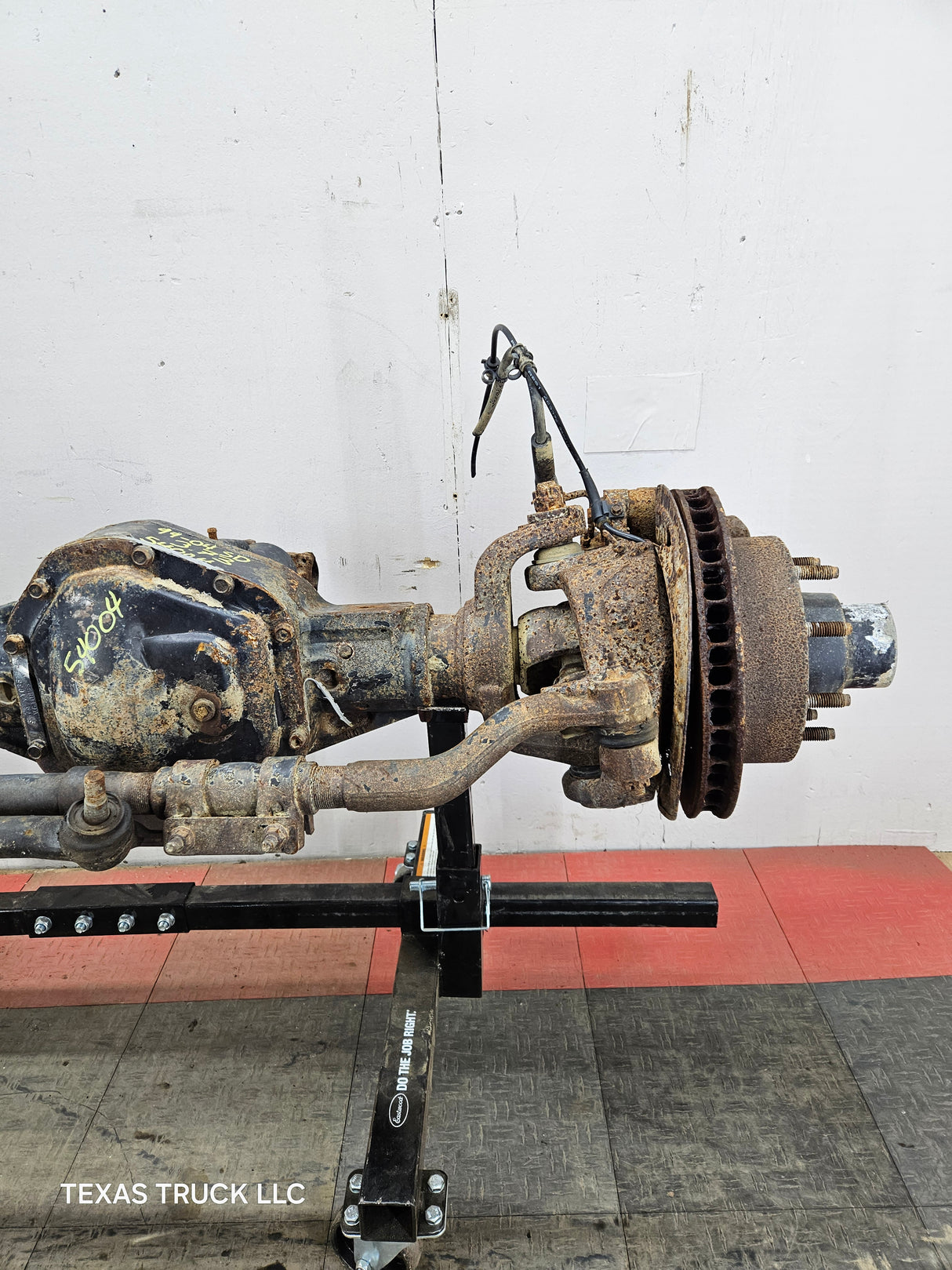 1999-2004 Ford Super Duty F250 F350 SRW Front Axle 3.73 Gear Ratio