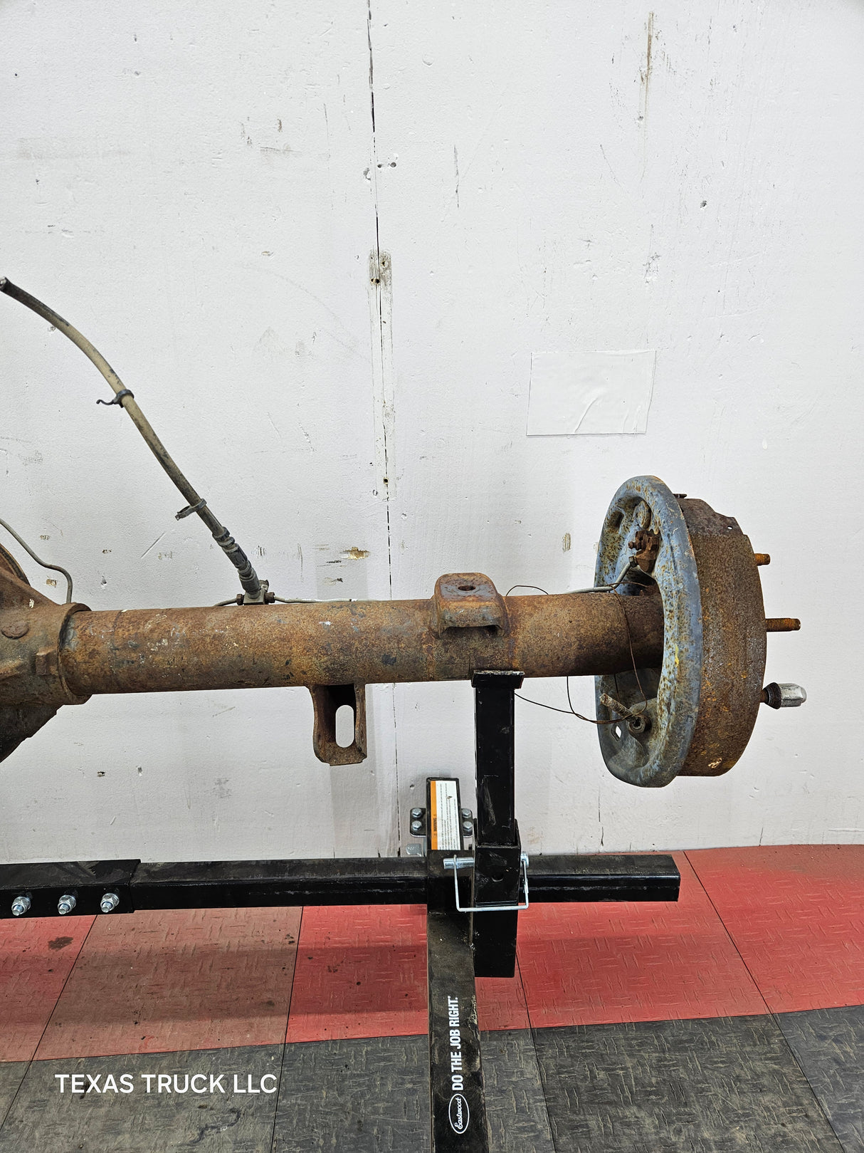 1992-1997 Ford F150 Rear Axle 3.08 Gear Ratio