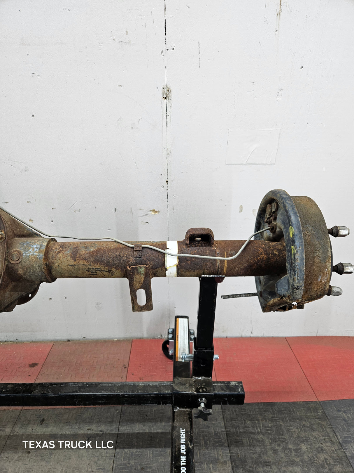 1992-1997 Ford F150 Rear Axle 3.08 Gear Ratio