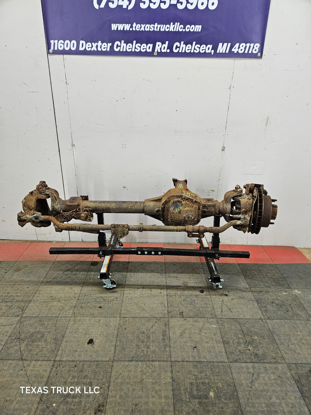 1999-2004 Ford Super Duty F250 F350 SRW Front Axle 3.73 Gear Ratio