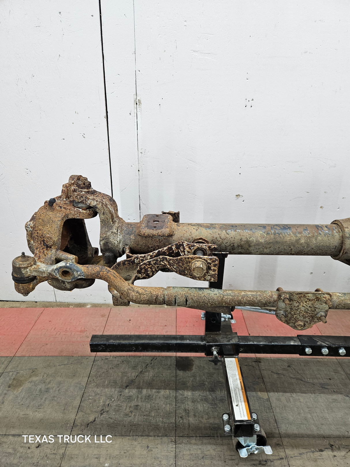 1999-2004 Ford Super Duty F250 F350 SRW Front Axle 3.73 Gear Ratio