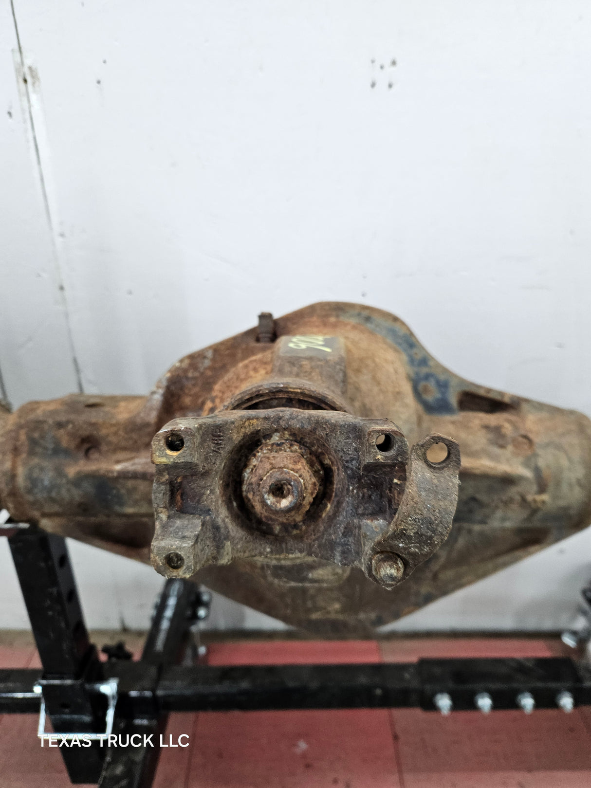 1999-2004 Ford Super Duty F250 F350 SRW Front Axle 3.73 Gear Ratio