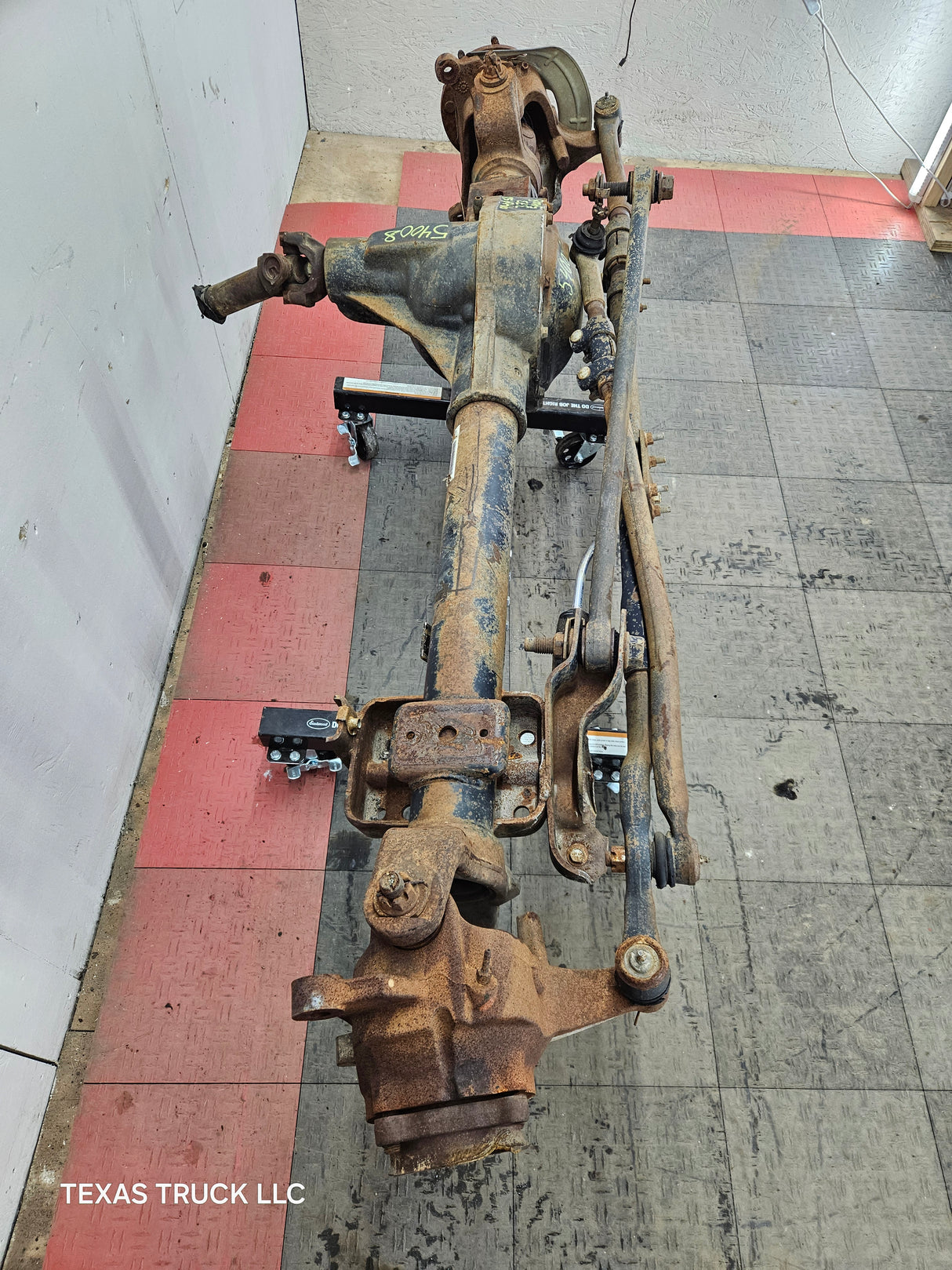 1999-2004 Ford Super Duty F250 F350 SRW Front Axle 3.73 Gear Ratio