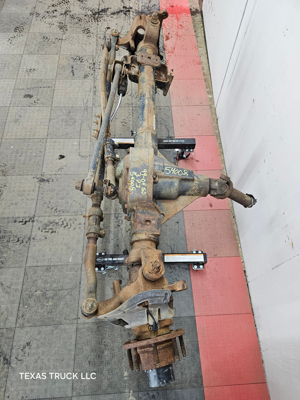 1999-2004 Ford Super Duty F250 F350 SRW Front Axle 3.73 Gear Ratio