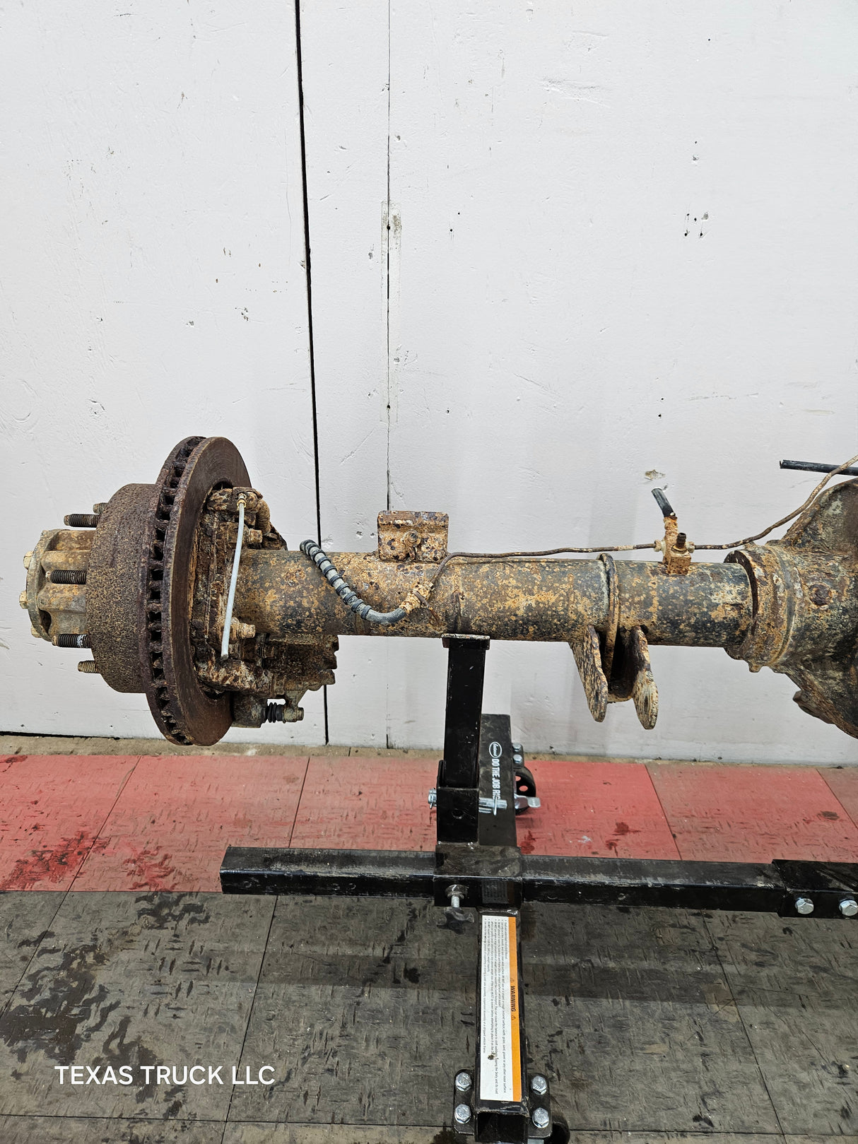 1999-2001 Ford Super Duty F250 F350 SRW Rear Axle 3.73 Ratio