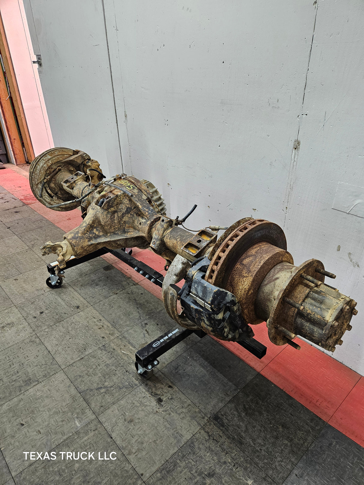 1999-2004 Ford F450 F550 Super Duty Rear Axle 4.88 Gear Ratio DRW 8 LUG