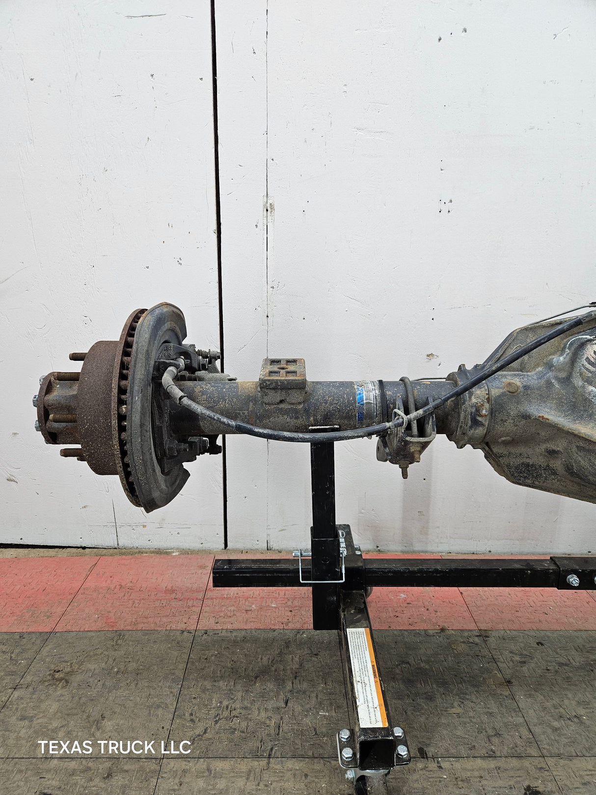 2002-2004 Ford Super Duty F250 F350 SRW Rear Axle 3.73 Gear Ratio