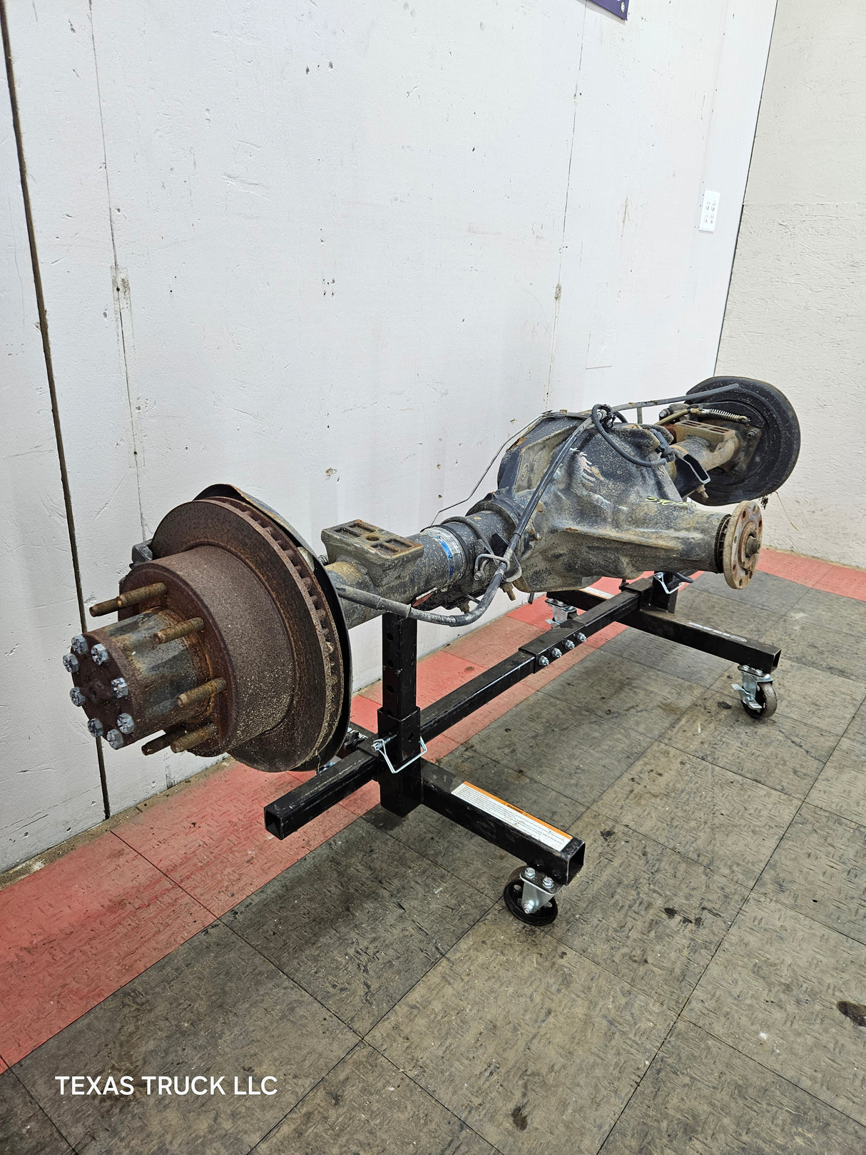 2002-2004 Ford Super Duty F250 F350 SRW Rear Axle 3.73 Gear Ratio