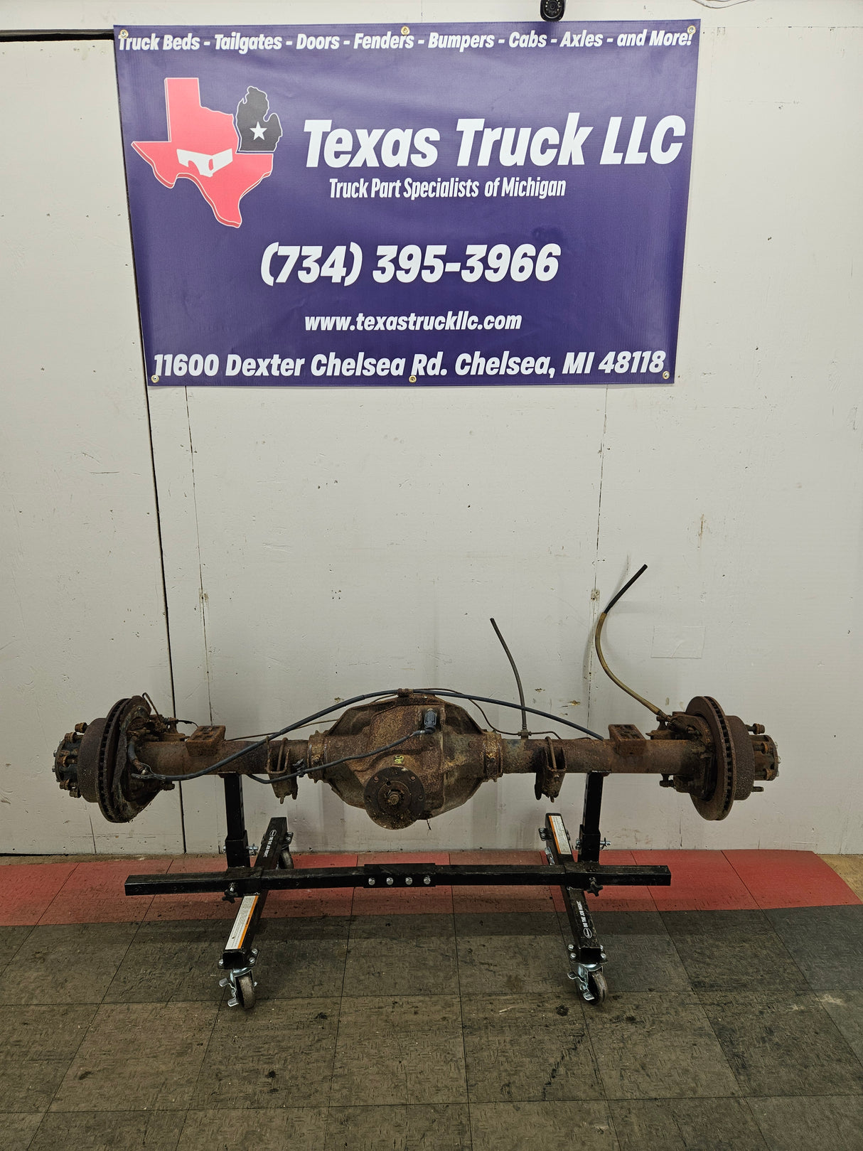2002-2004 Ford Super Duty F250 F350 SRW Rear Axle 3.73 Gear Ratio