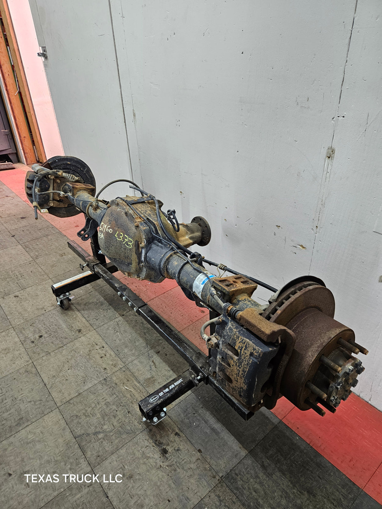 2005-2010 Ford Super Duty F250 F350 SRW Rear Axle 3.73 Gear Ratio