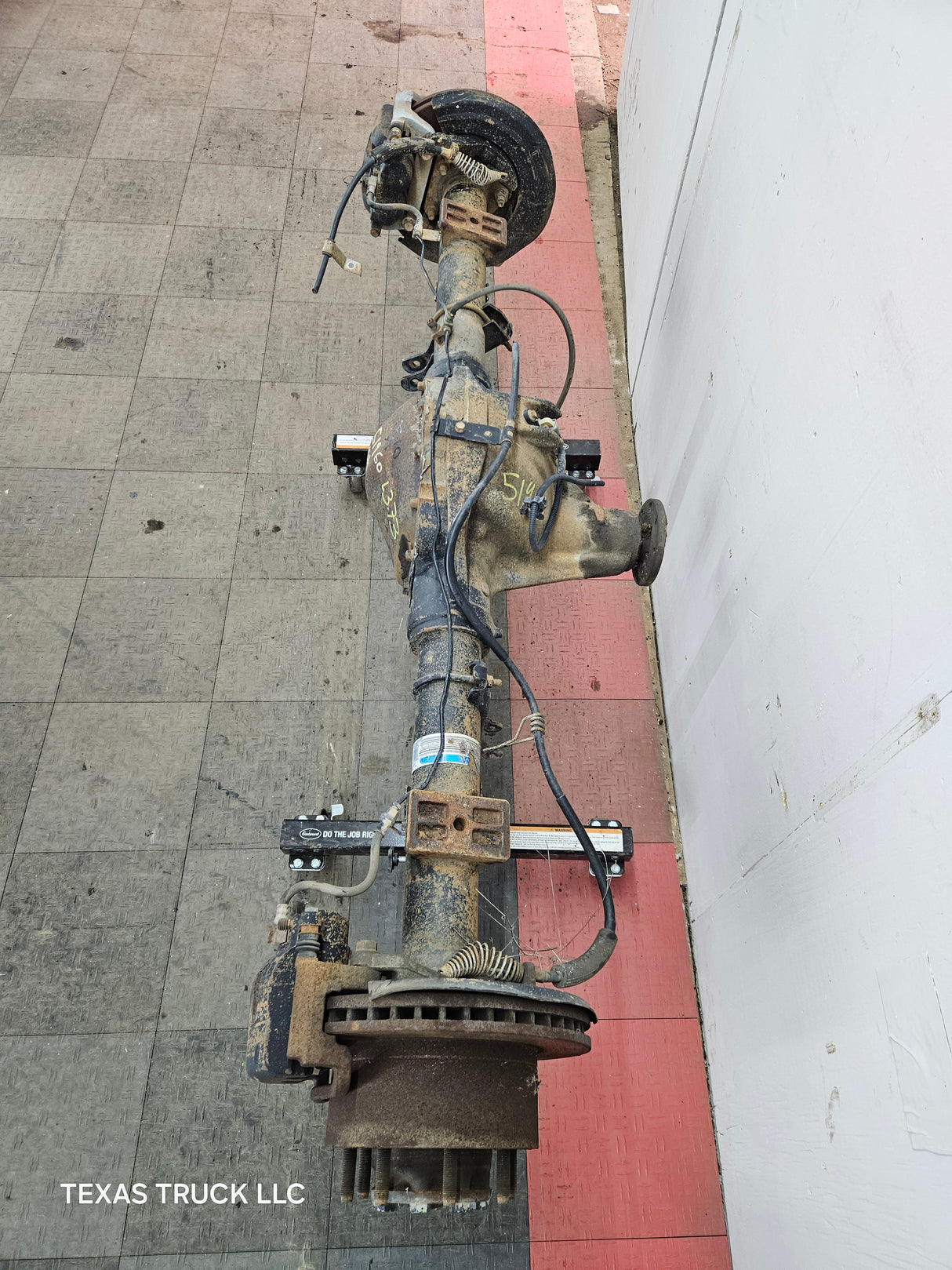 2005-2010 Ford Super Duty F250 F350 SRW Rear Axle 3.73 Gear Ratio