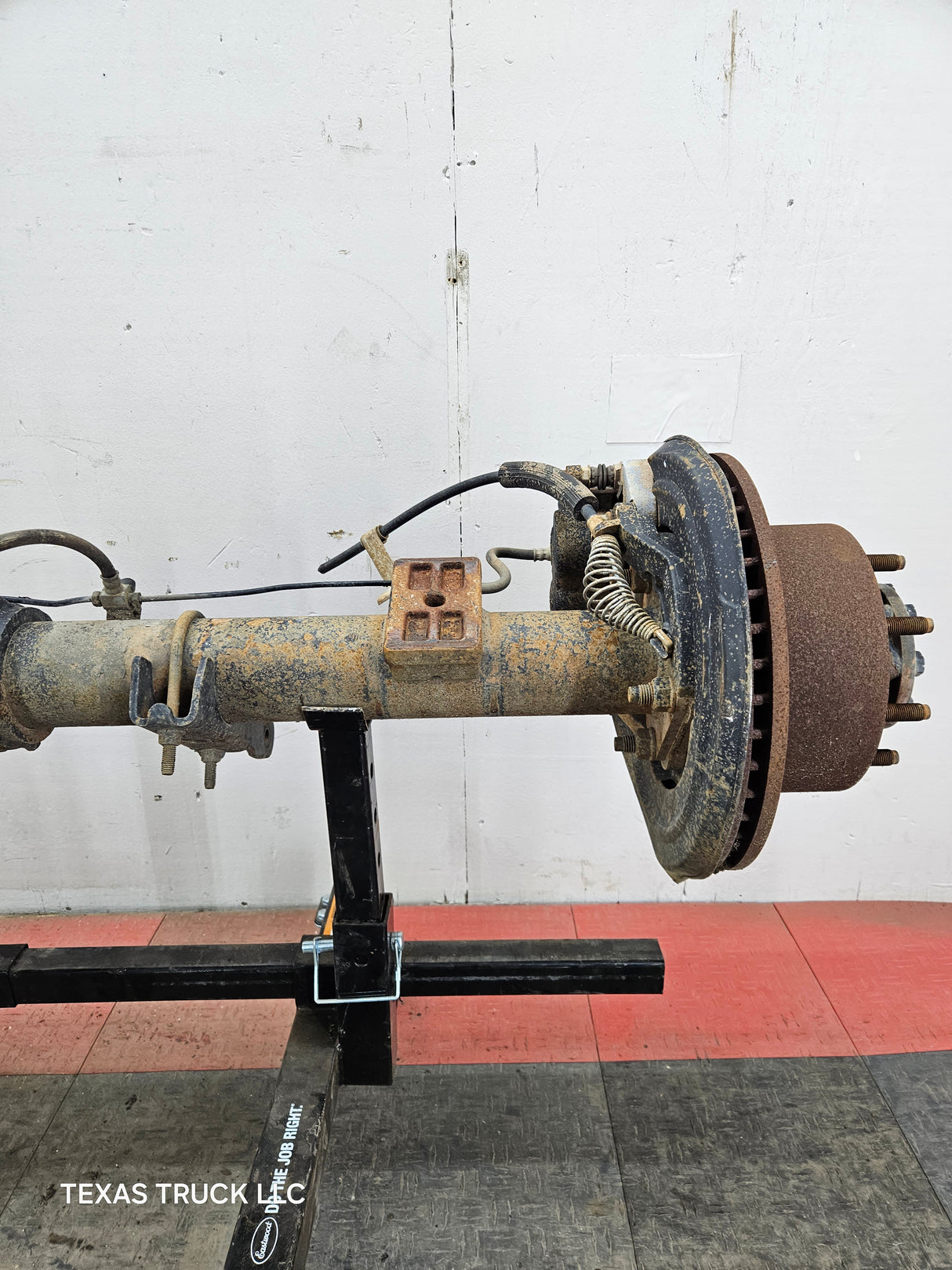 2005-2010 Ford Super Duty F250 F350 SRW Rear Axle 3.73 Gear Ratio
