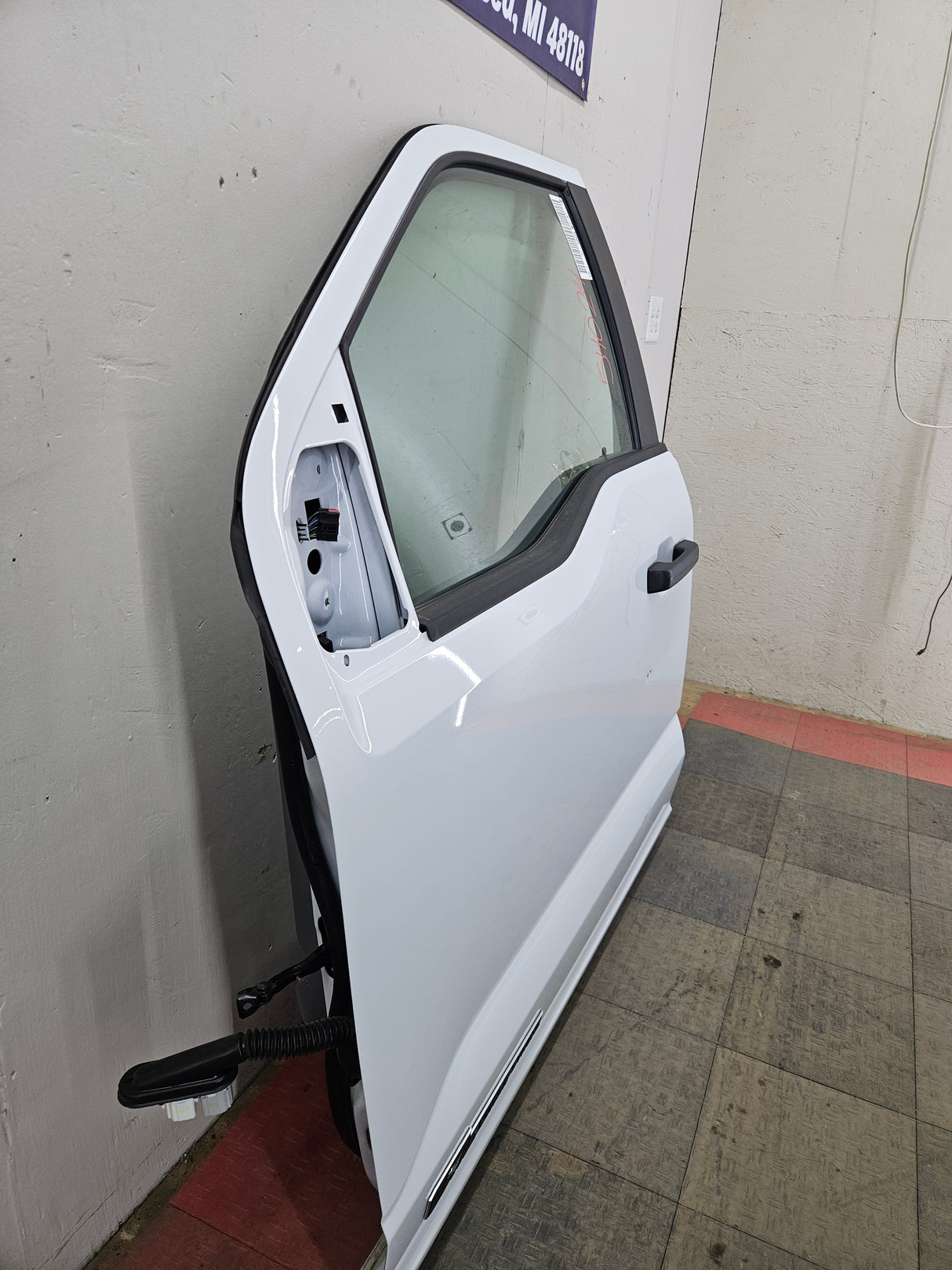 2021-2025 Ford F150 / Super Duty LH Driver Side Front Door F250 F350 F450 F550
