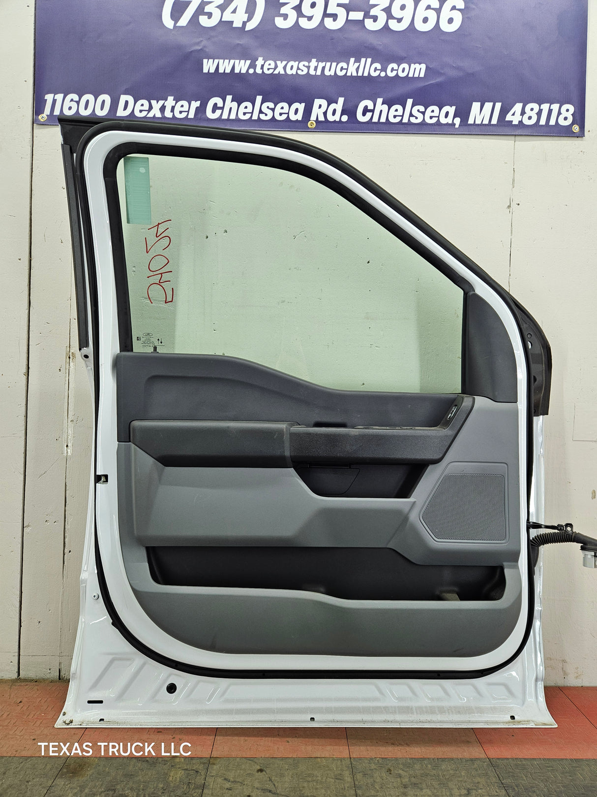 2021-2025 Ford F150 / Super Duty LH Driver Side Front Door F250 F350 F450 F550