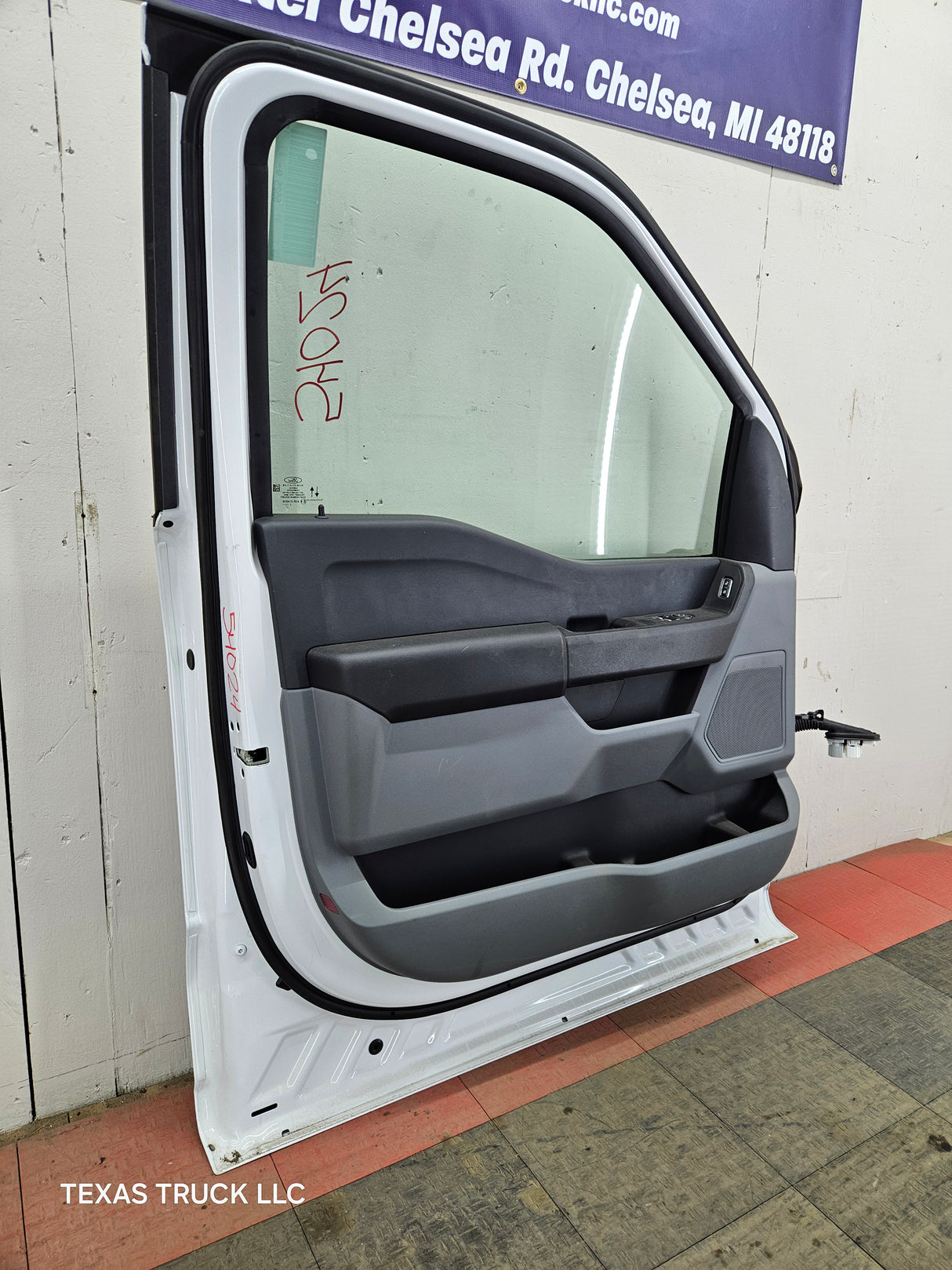 2021-2025 Ford F150 / Super Duty LH Driver Side Front Door F250 F350 F450 F550
