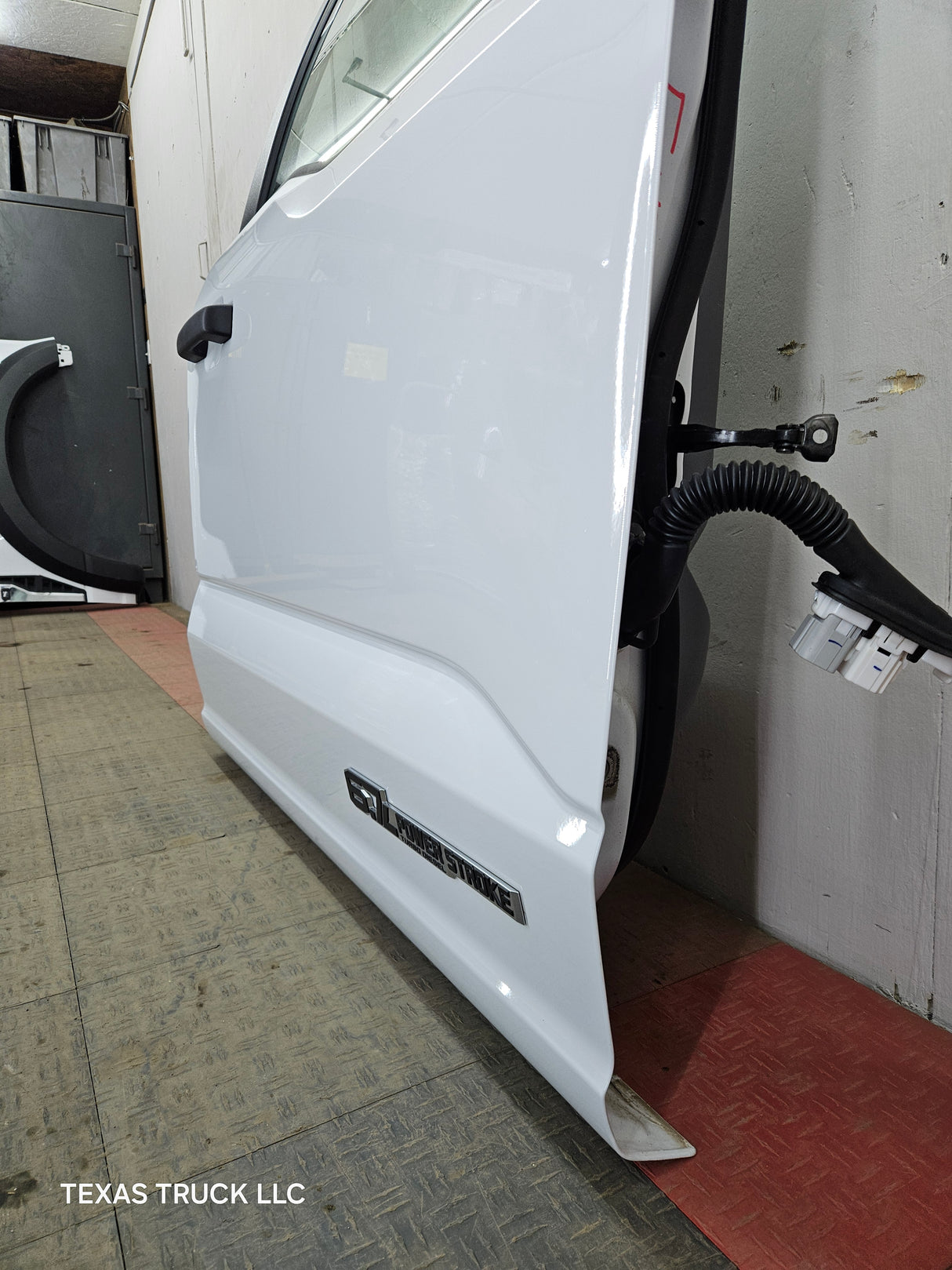 2021-2025 Ford F150 / Super Duty RH Passenger Side Front Door F250 F350 F450 F550