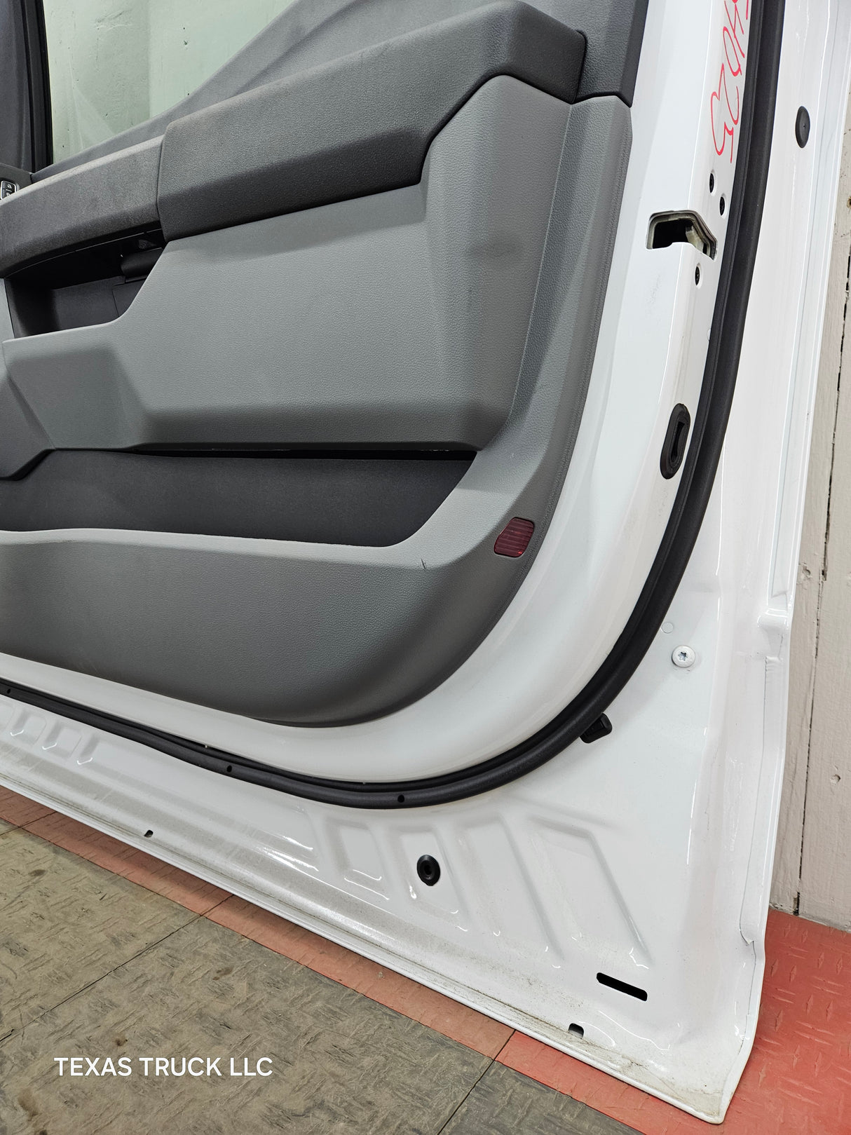 2021-2025 Ford F150 / Super Duty RH Passenger Side Front Door F250 F350 F450 F550