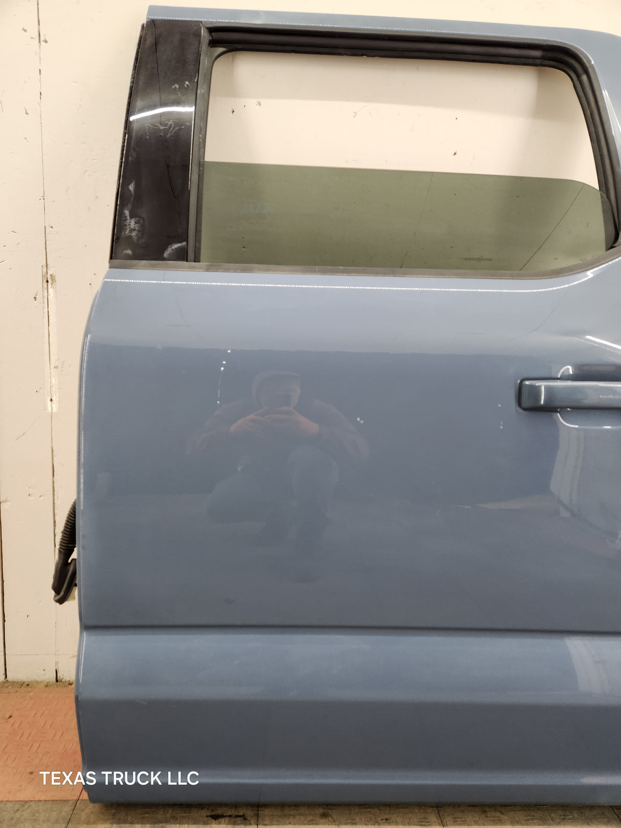 2021-2025 Ford F150 / Super Duty LH Driver Side Rear Door F250 F350 F450 F550