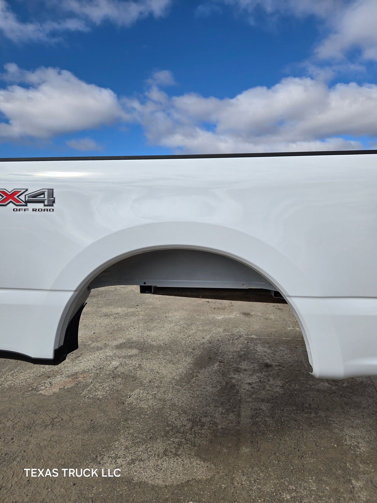 2023-2025 Ford Super Duty 8' Long Truck Bed F250 F350