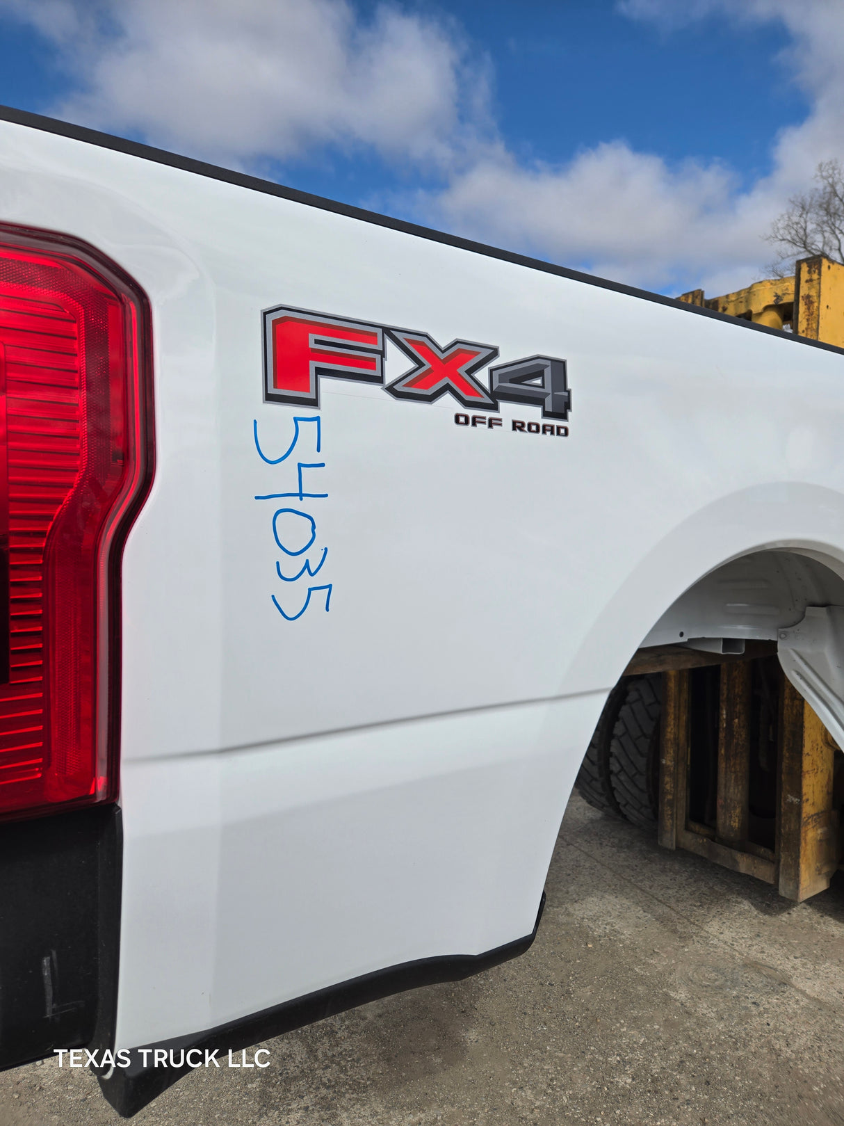 2023-2025 Ford Super Duty 8' Long Truck Bed F250 F350