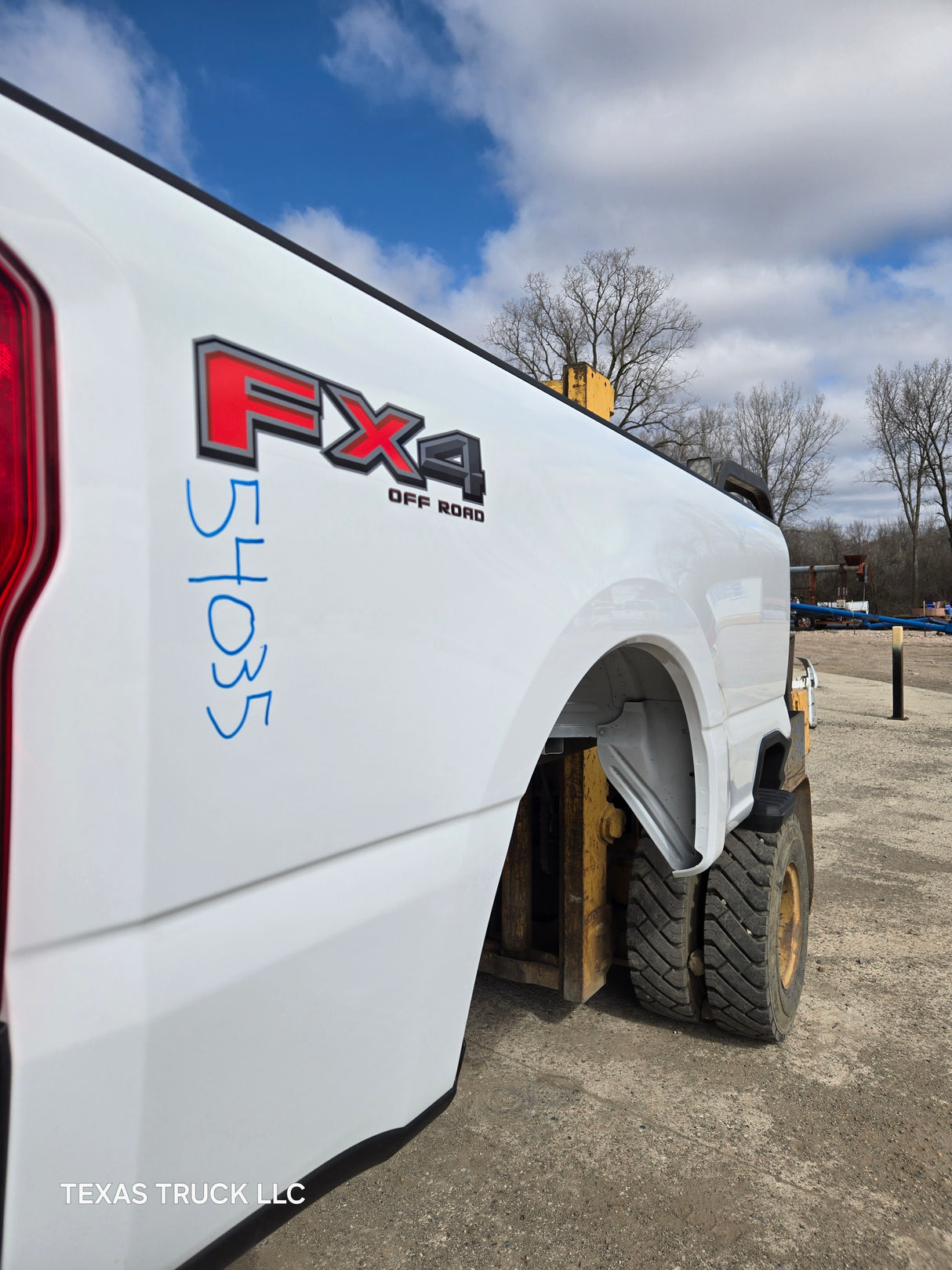 2023-2025 Ford Super Duty 8' Long Truck Bed F250 F350