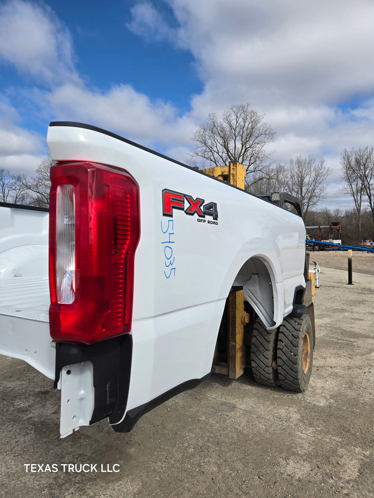 2023-2025 Ford Super Duty 8' Long Truck Bed F250 F350