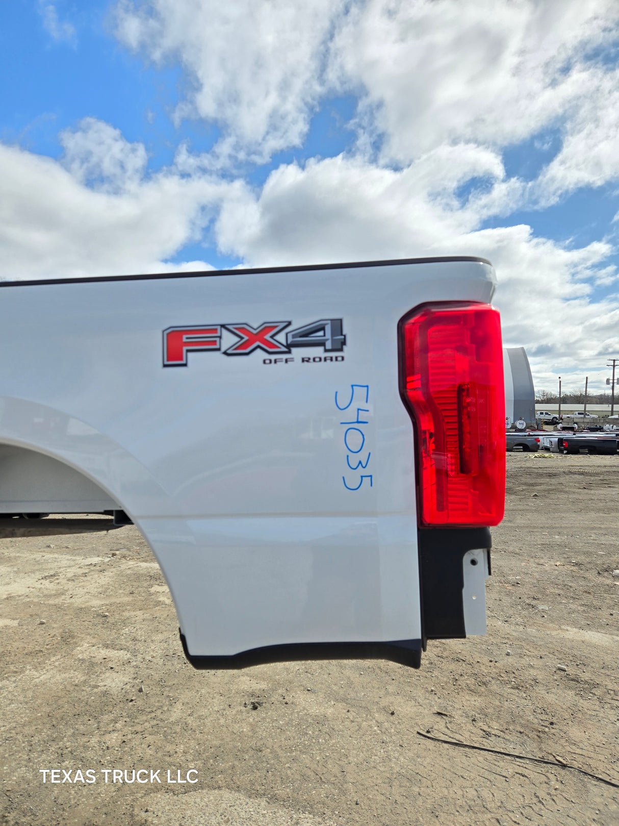 2023-2025 Ford Super Duty 8' Long Truck Bed F250 F350
