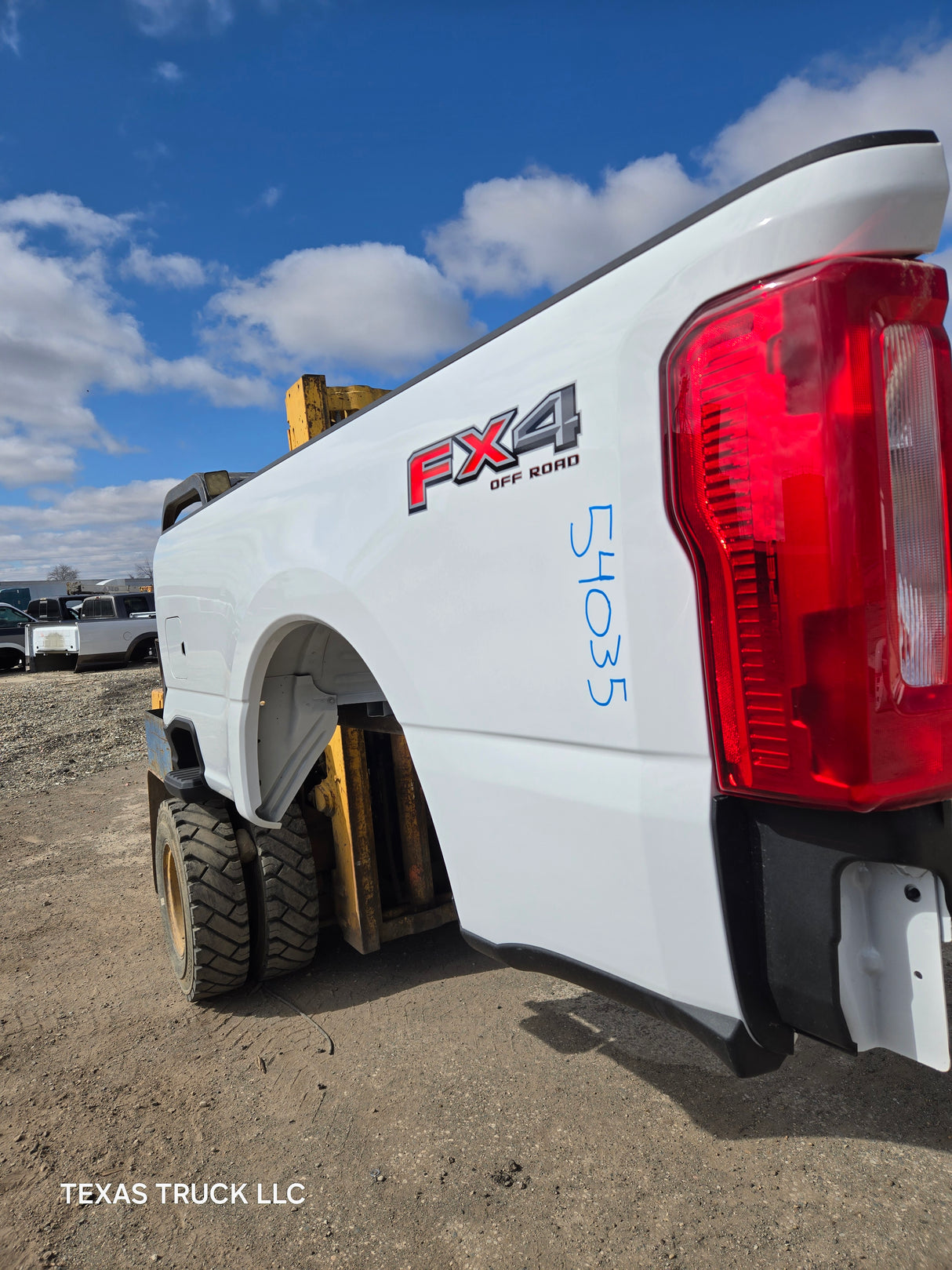 2023-2025 Ford Super Duty 8' Long Truck Bed F250 F350