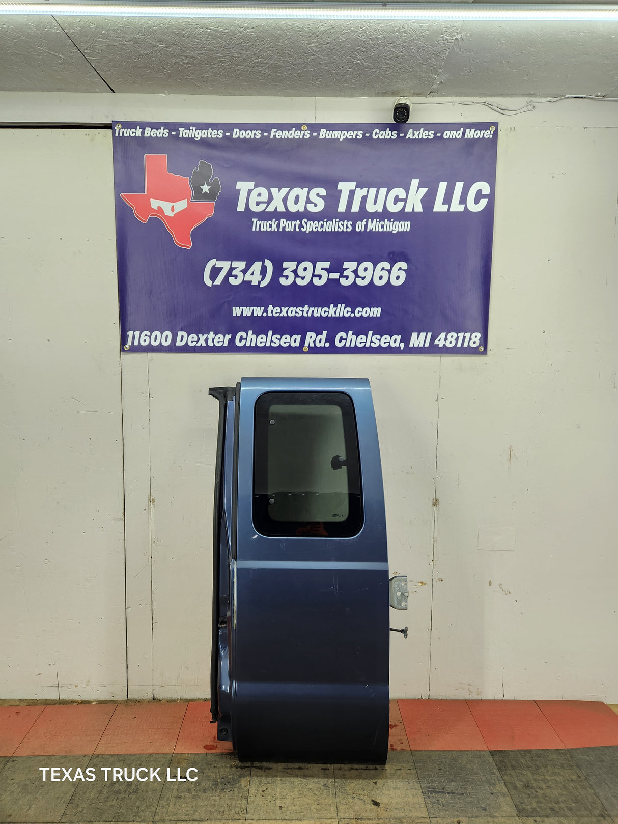1999-2007 Ford Super Duty F250 F350 F450 F550 LH Extended Cab Driver Rear Door