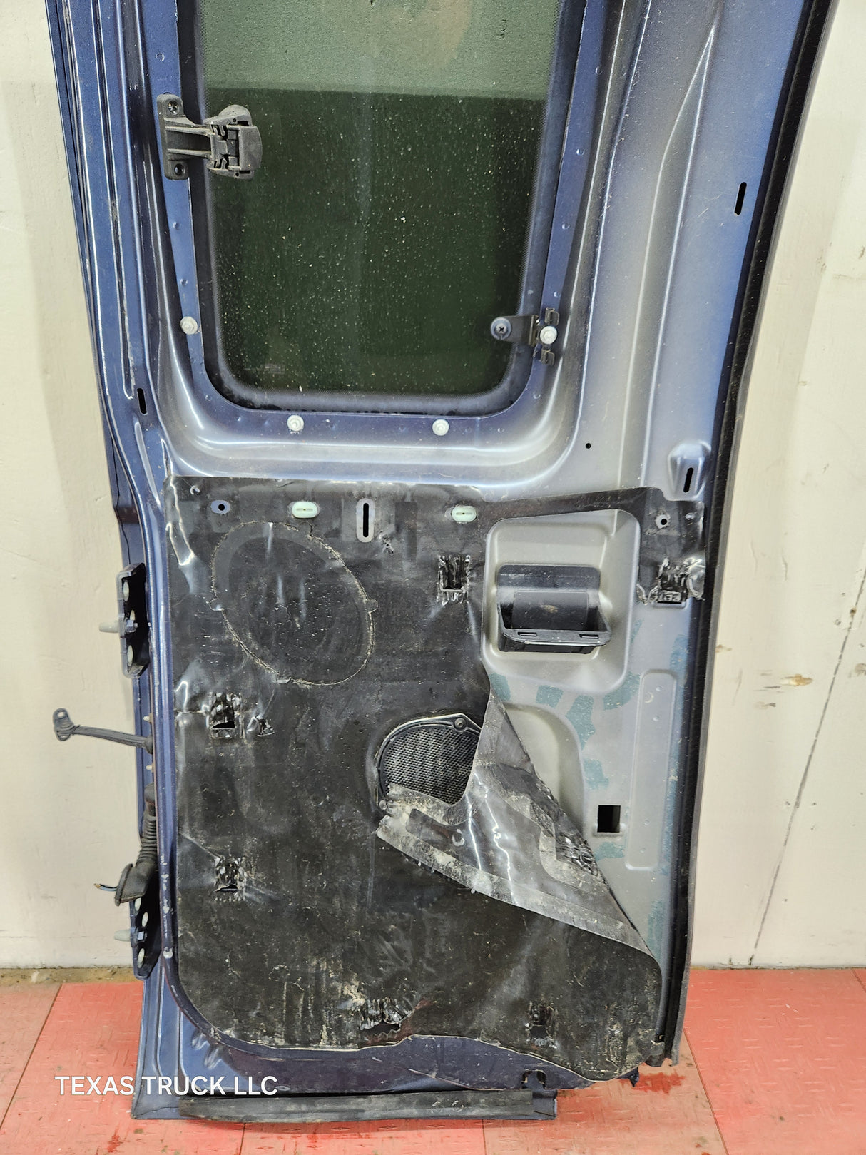 1999-2007 Ford Super Duty F250 F350 F450 F550 LH Extended Cab Driver Rear Door