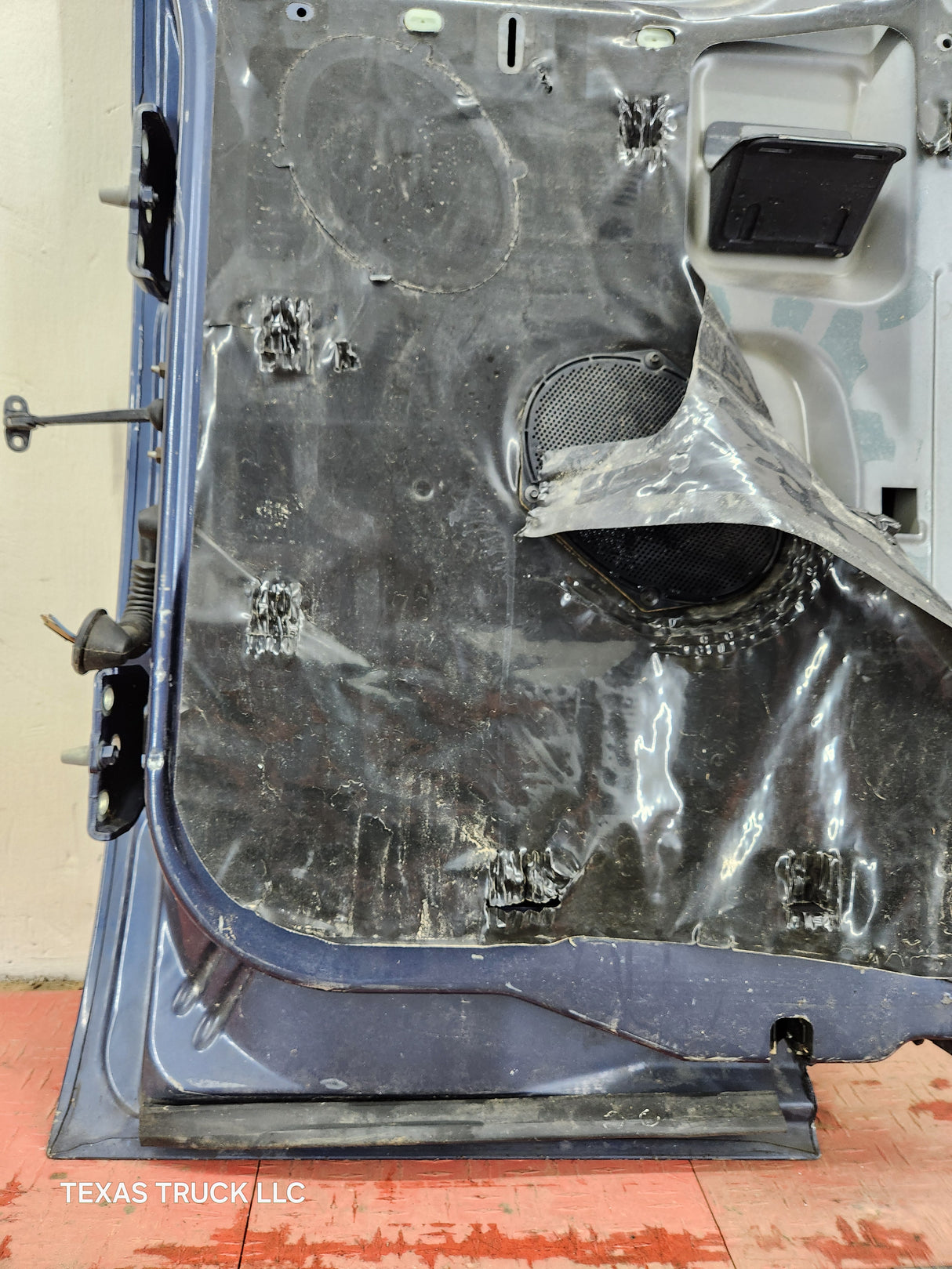 1999-2007 Ford Super Duty F250 F350 F450 F550 LH Extended Cab Driver Rear Door
