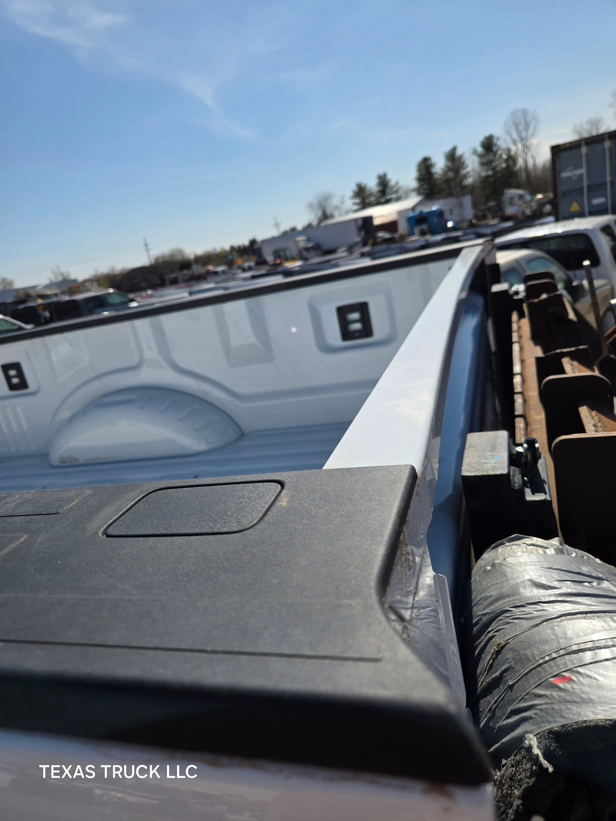 2023-2025 Ford Super Duty 8' Long Truck Bed F250 F350