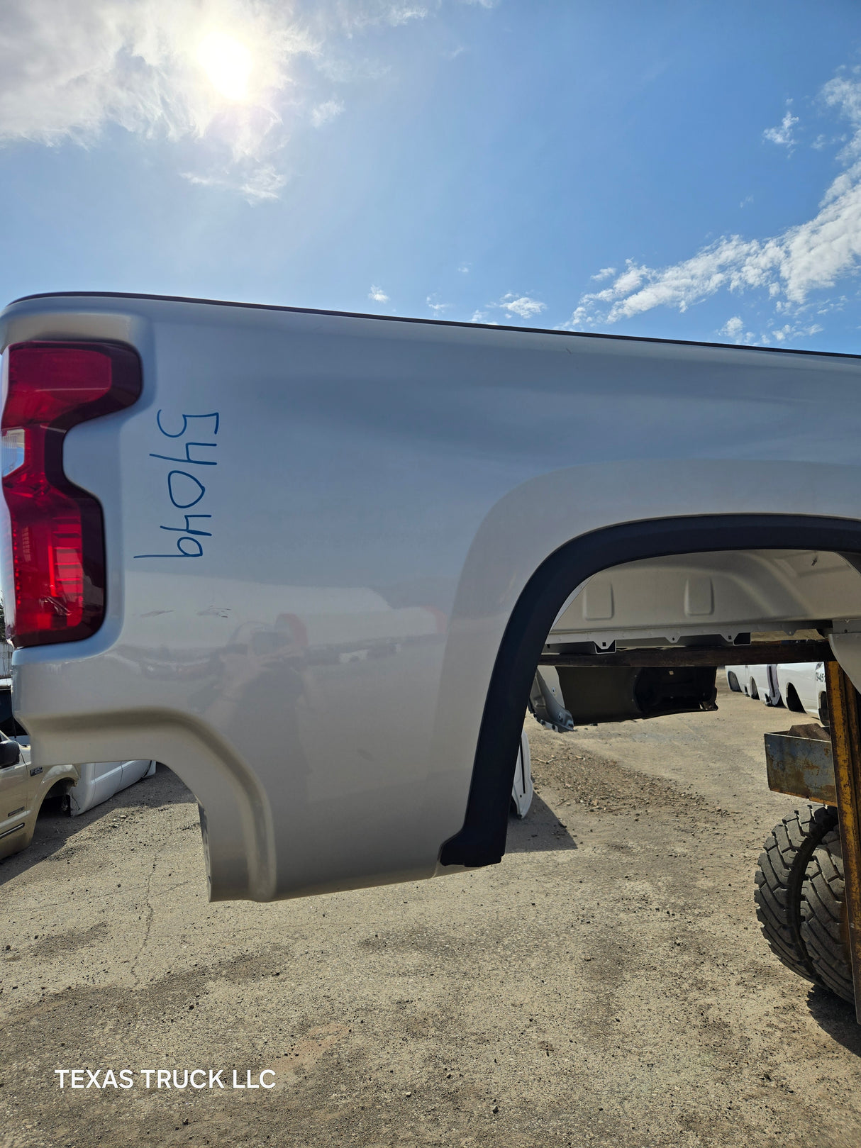 2019-2025 Chevrolet Silverado 2500 3500 HD 8' Long Truck Bed
