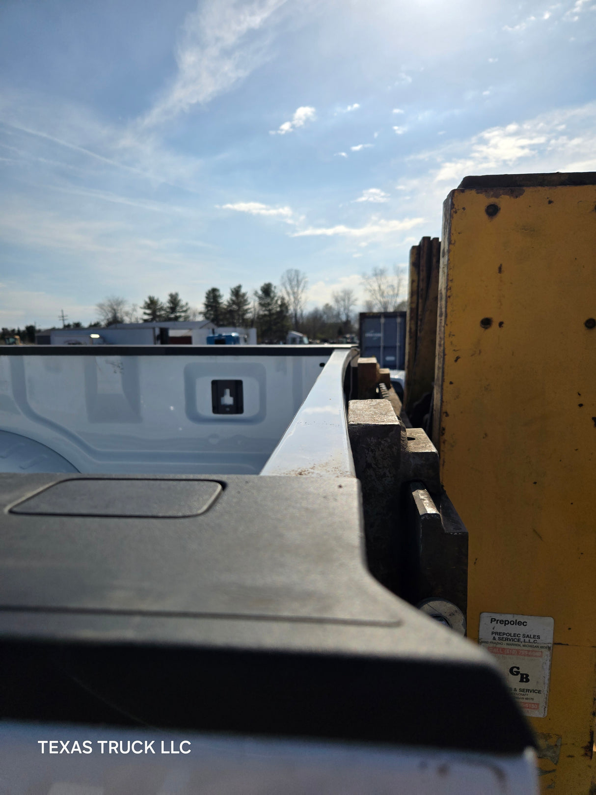 2023-2025 Ford Super Duty 8' Long Truck Bed F250 F350