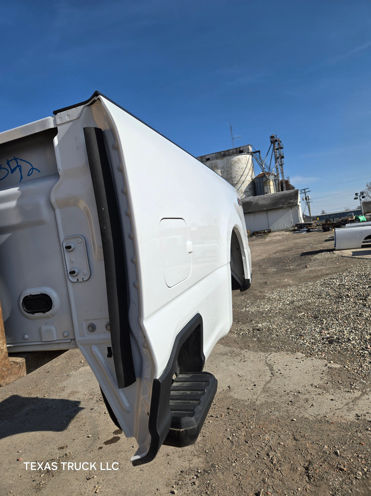 2023-2025 Ford Super Duty 8' Long Truck Bed F250 F350