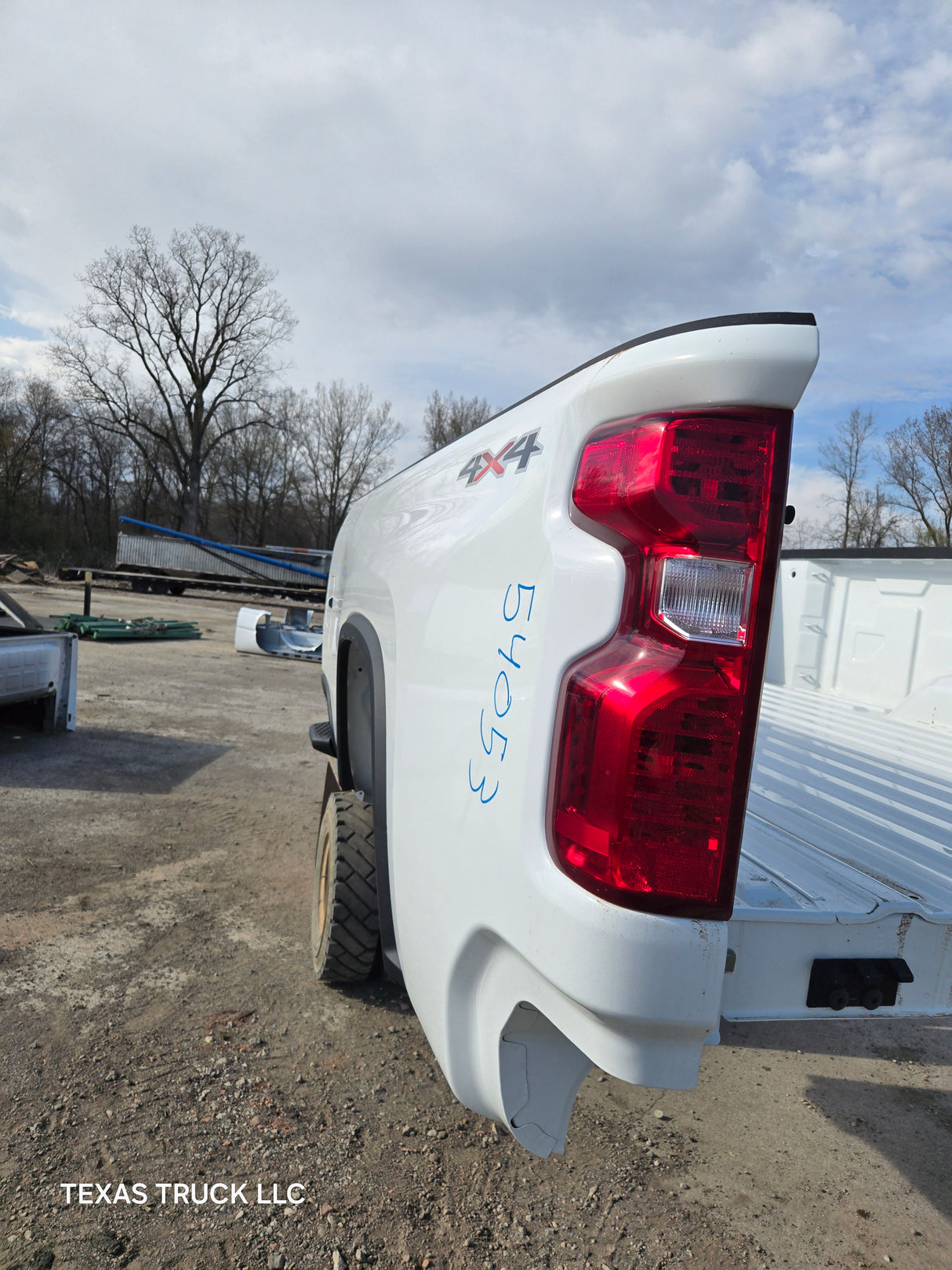 2019-2025 Chevrolet Silverado 2500 3500 HD 8' Long Truck Bed