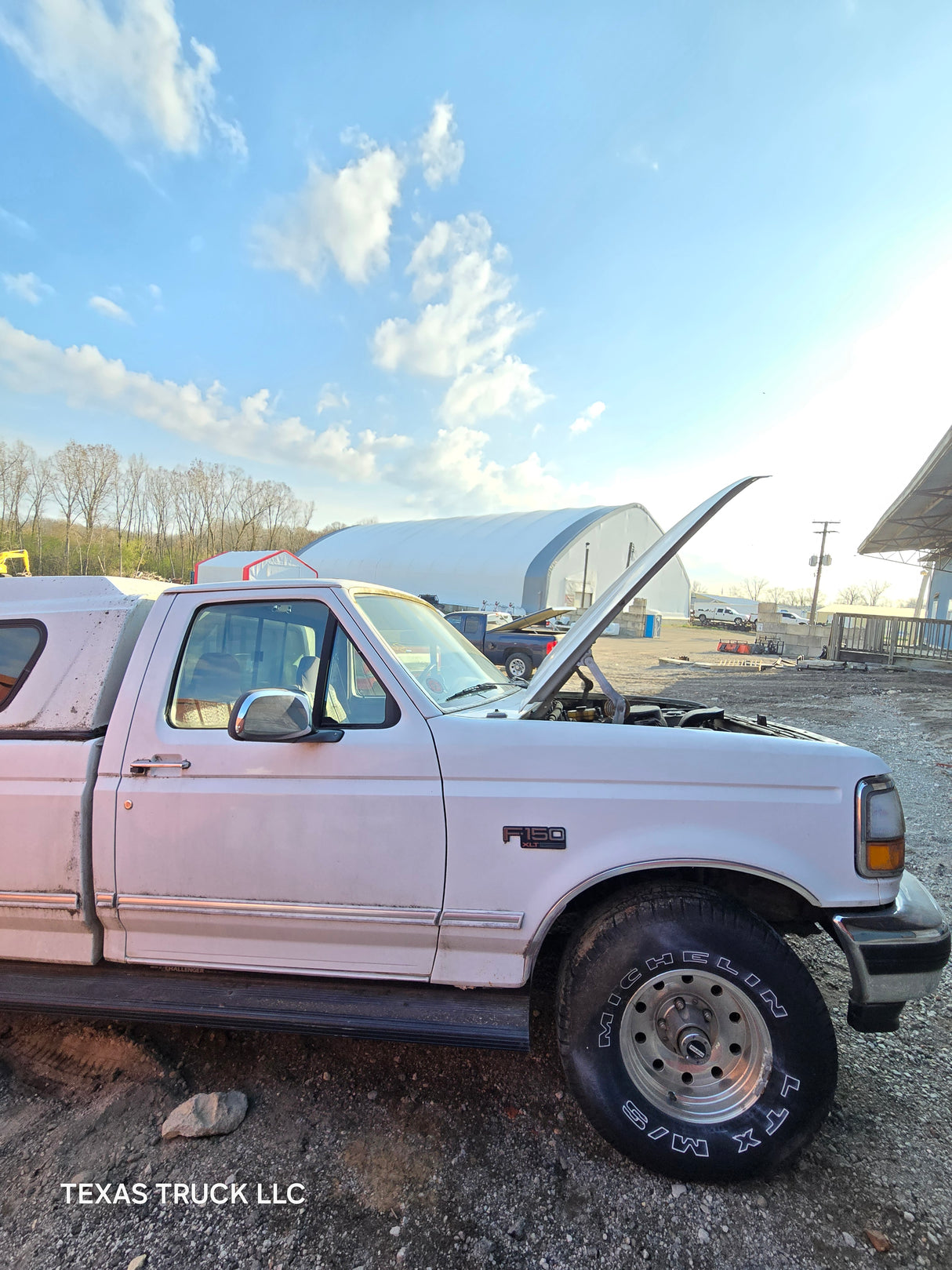 1995 Ford F150 Regular Cab 8' Long Bed OBS - FULL PART OUT