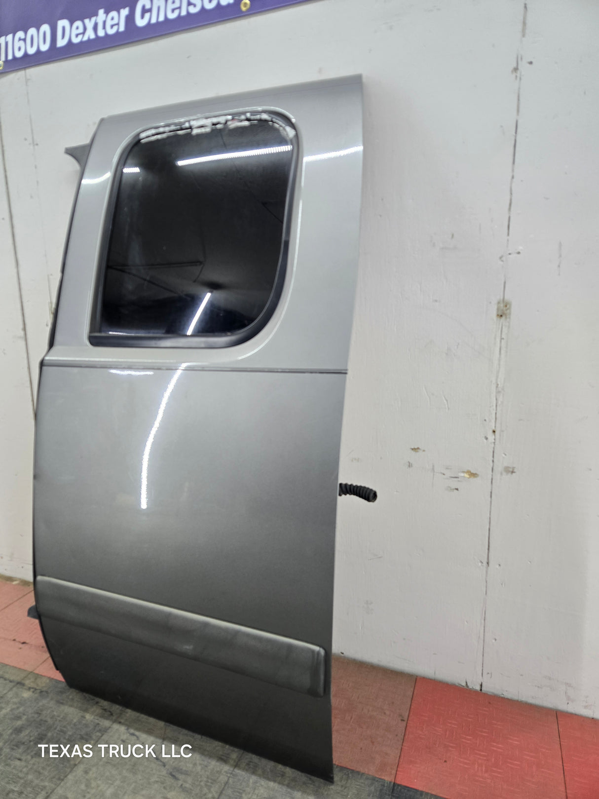 2007-2013 Chevrolet Silverado / GMC Sierra 1500 2500 3500 HD Extended Cab LH Rear Driver Side Door