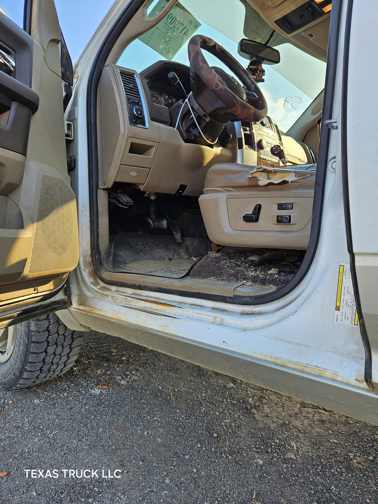 2010 Dodge Ram 1500 Crew Cab Short Bed 4th gen - FULL PART OUT