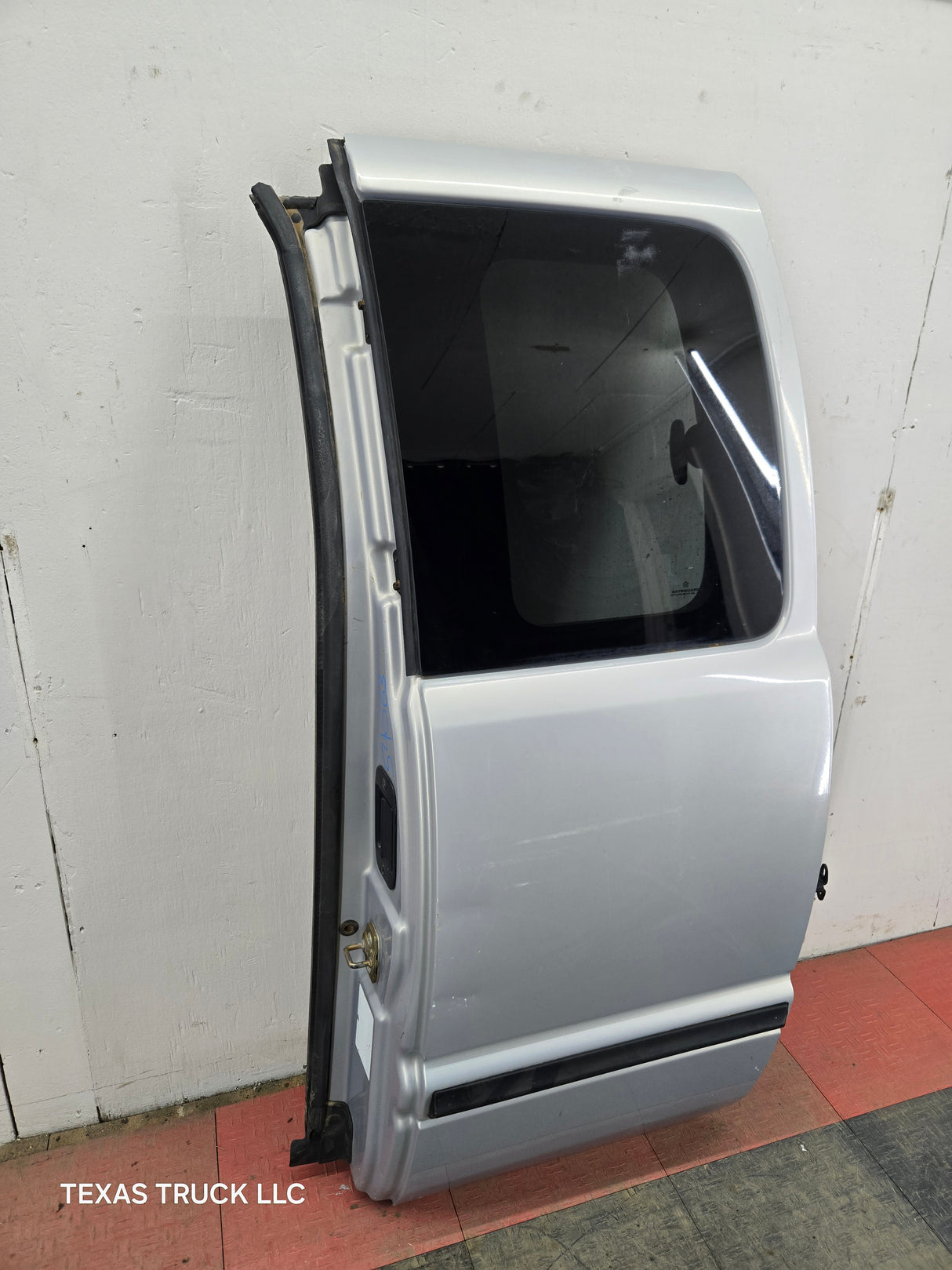 1994-2002 Dodge Ram 2nd Gen LH Driver Side Rear Extended Cab Door 1500 2500 3500