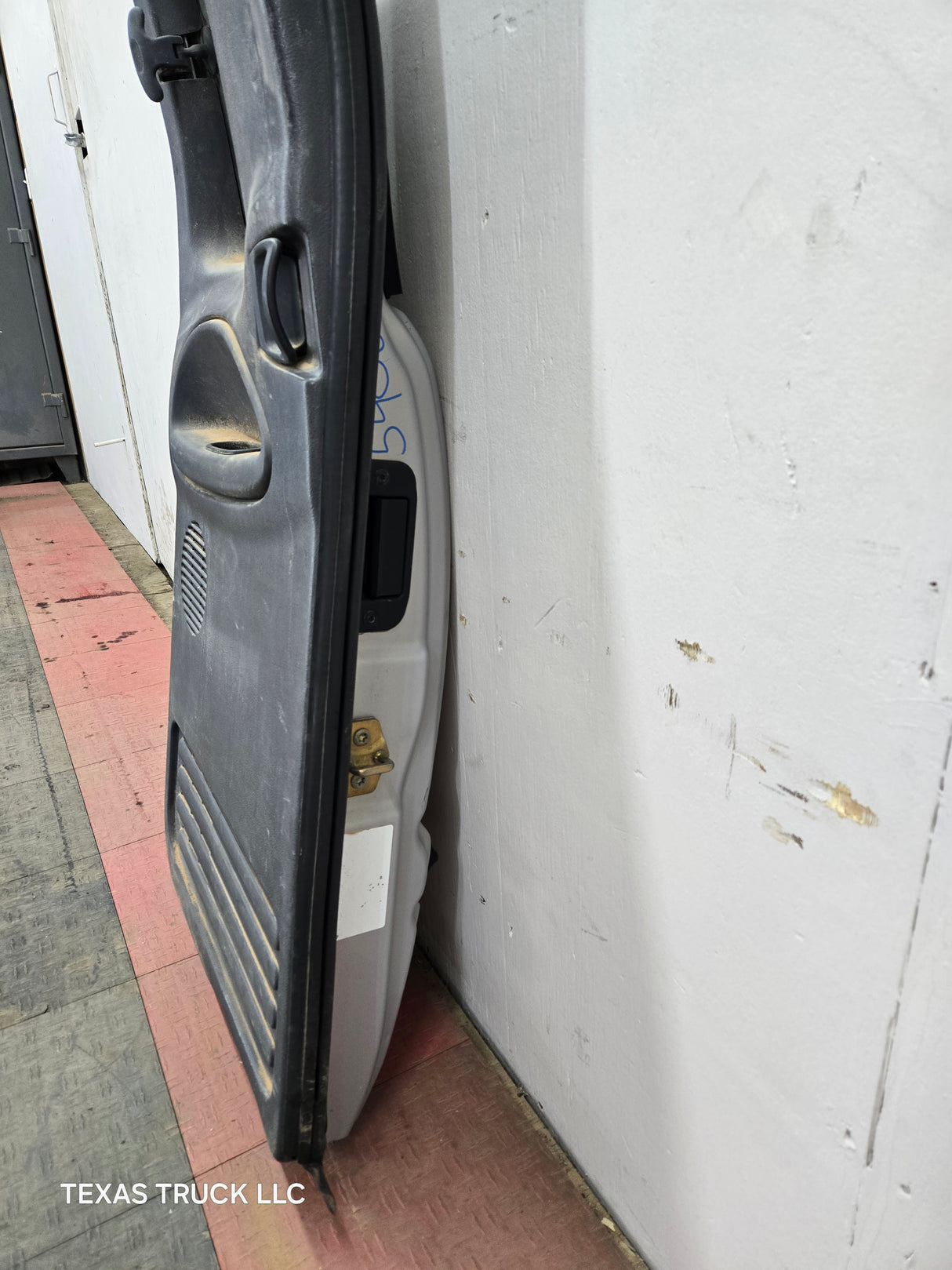 1994-2002 Dodge Ram 2nd Gen LH Driver Side Rear Extended Cab Door 1500 2500 3500