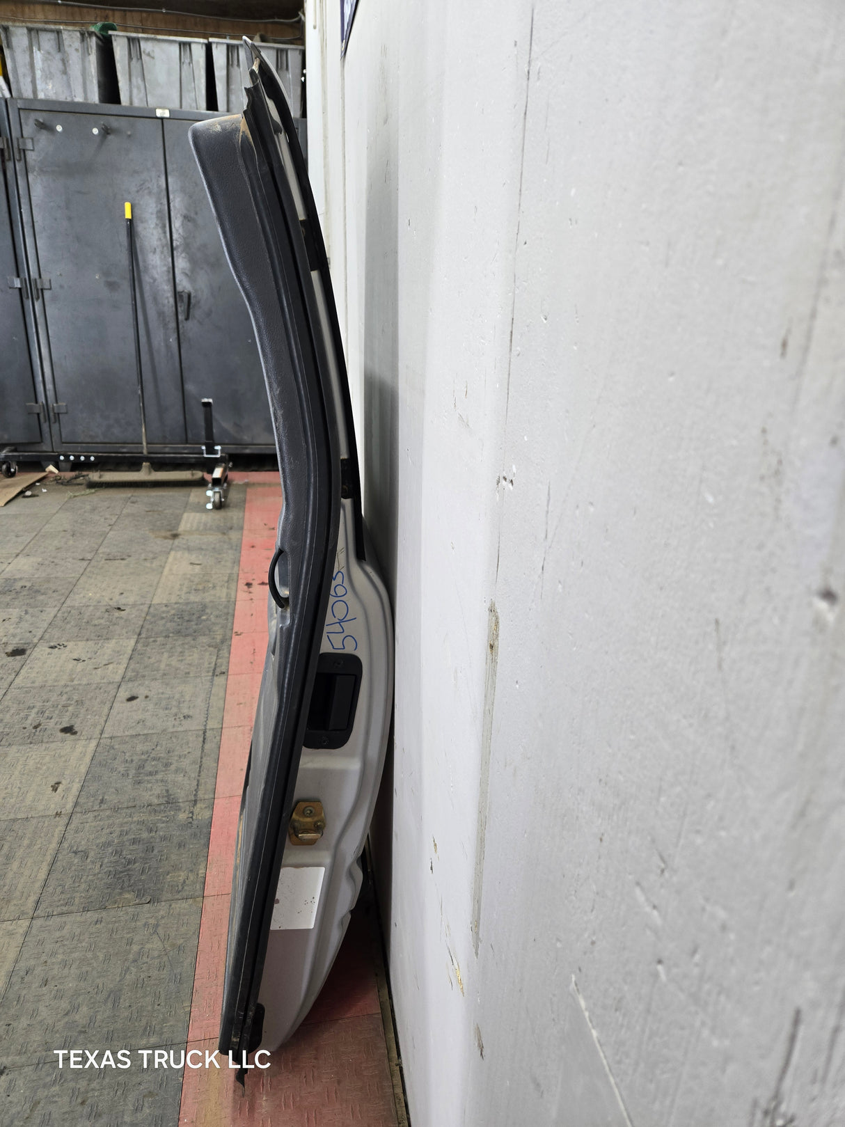 1994-2002 Dodge Ram 2nd Gen LH Driver Side Rear Extended Cab Door 1500 2500 3500