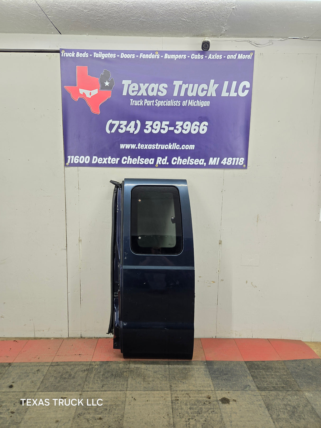 1999-2007 Ford Super Duty F250 F350 F450 F550 LH Extended Cab Driver Rear Door