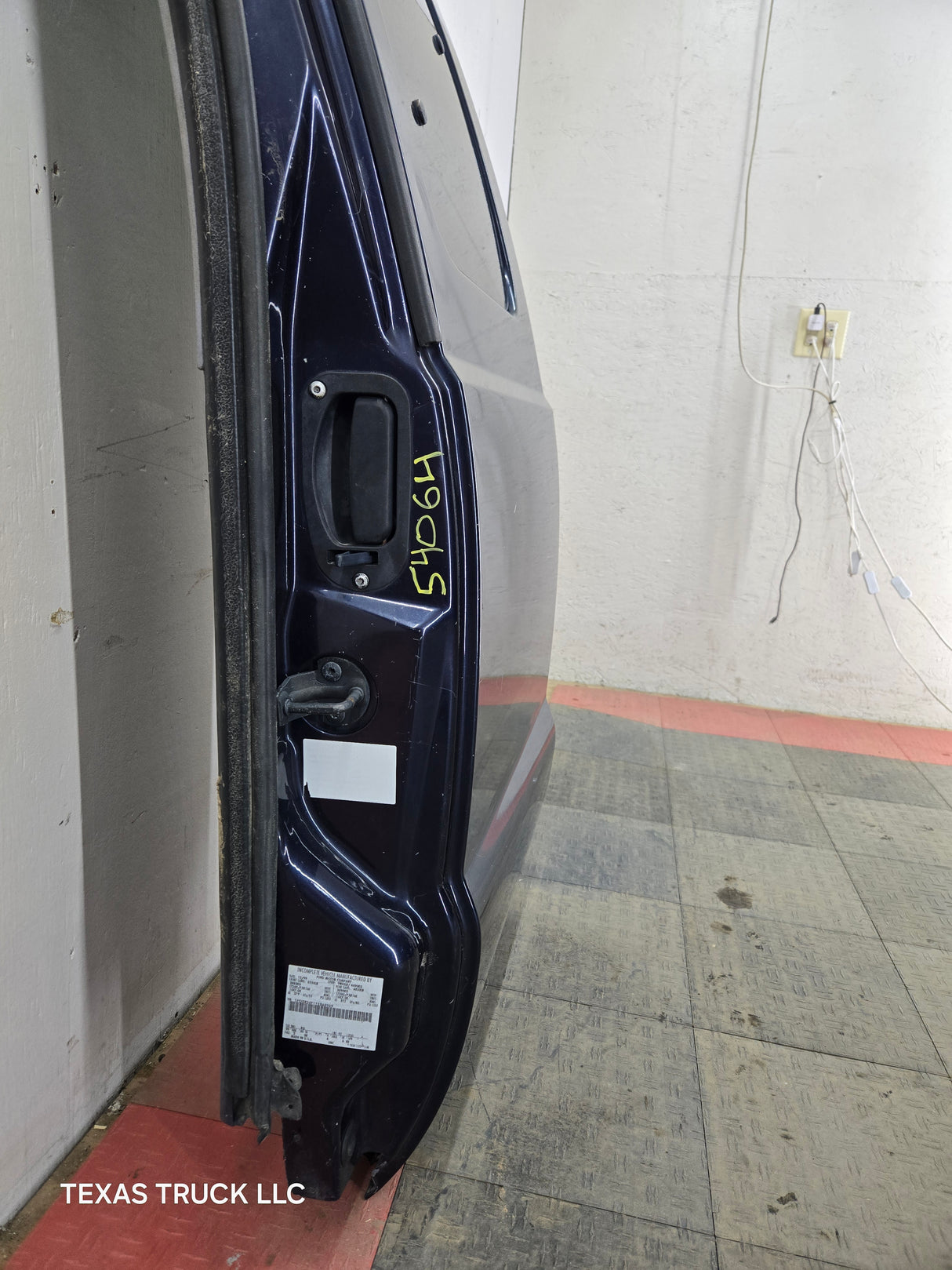 1999-2007 Ford Super Duty F250 F350 F450 F550 LH Extended Cab Driver Rear Door