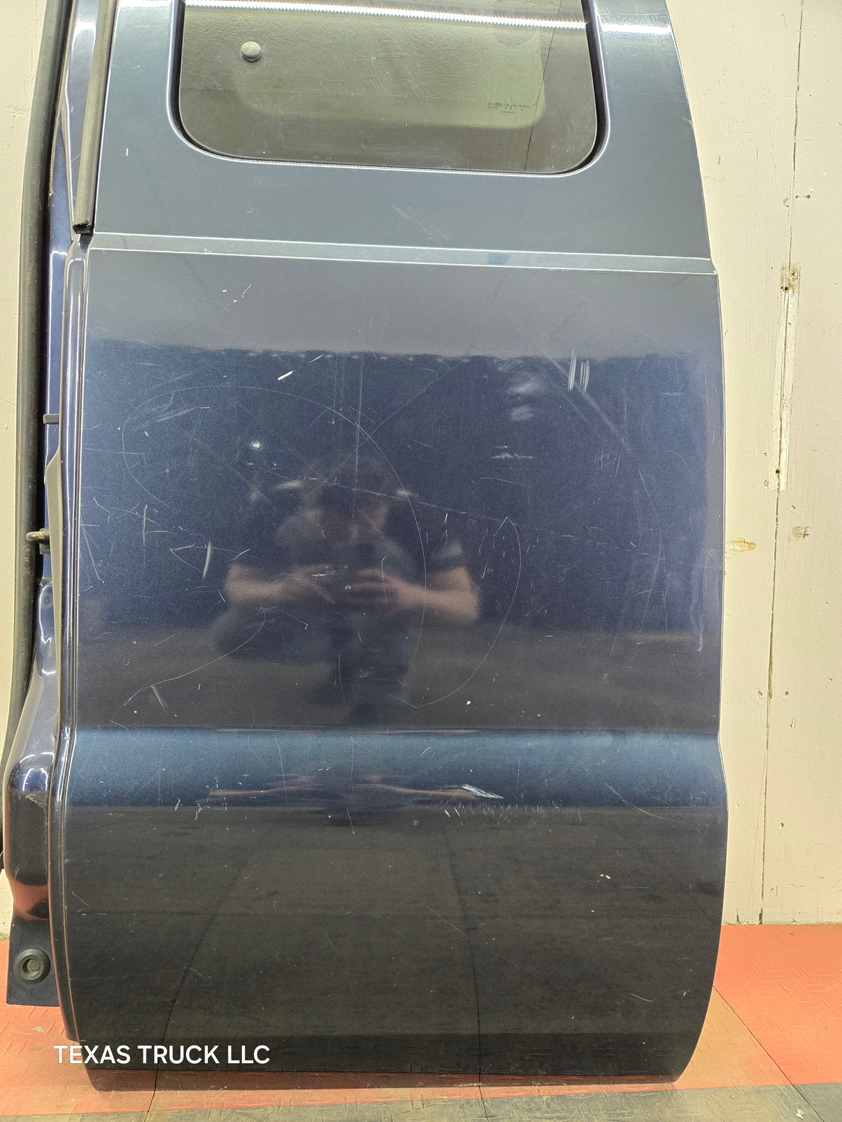 1999-2007 Ford Super Duty F250 F350 F450 F550 LH Extended Cab Driver Rear Door