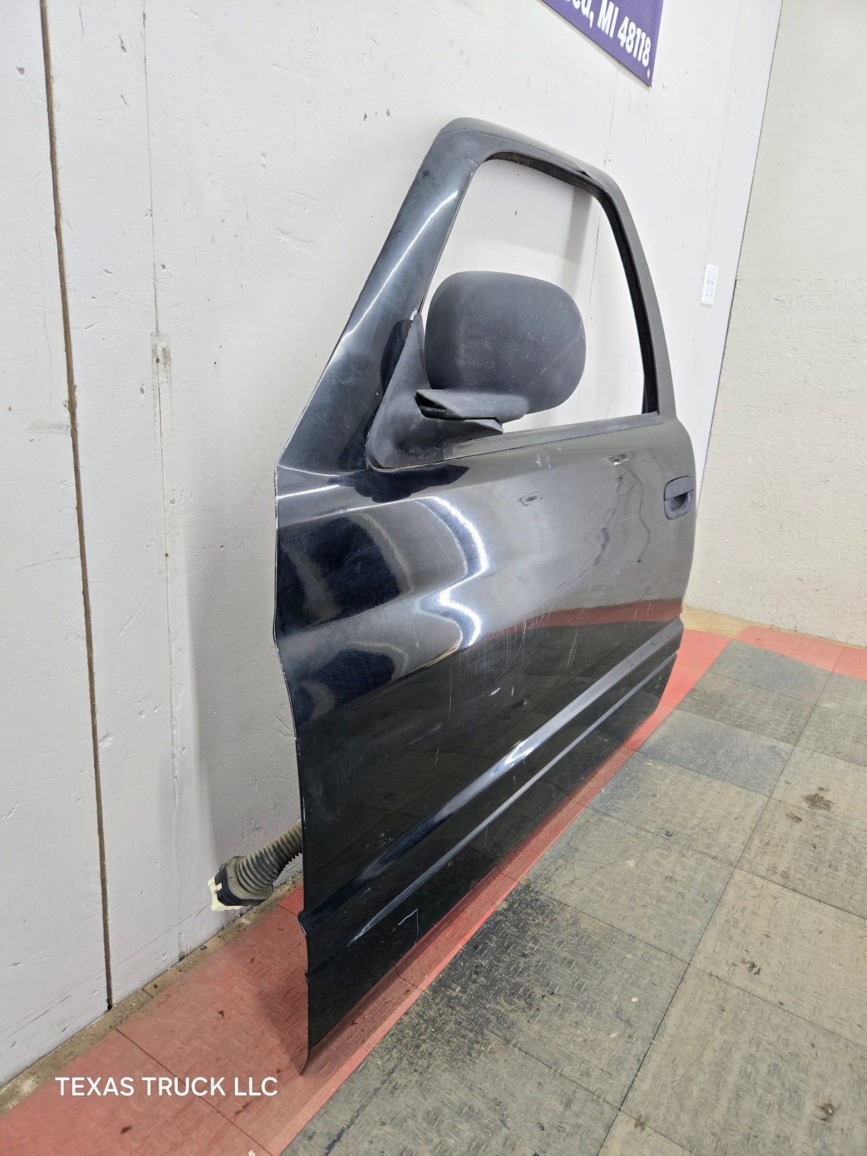 1994-2002 Dodge Ram 2nd Gen Driver Door 1500 2500 3500 Round Corner