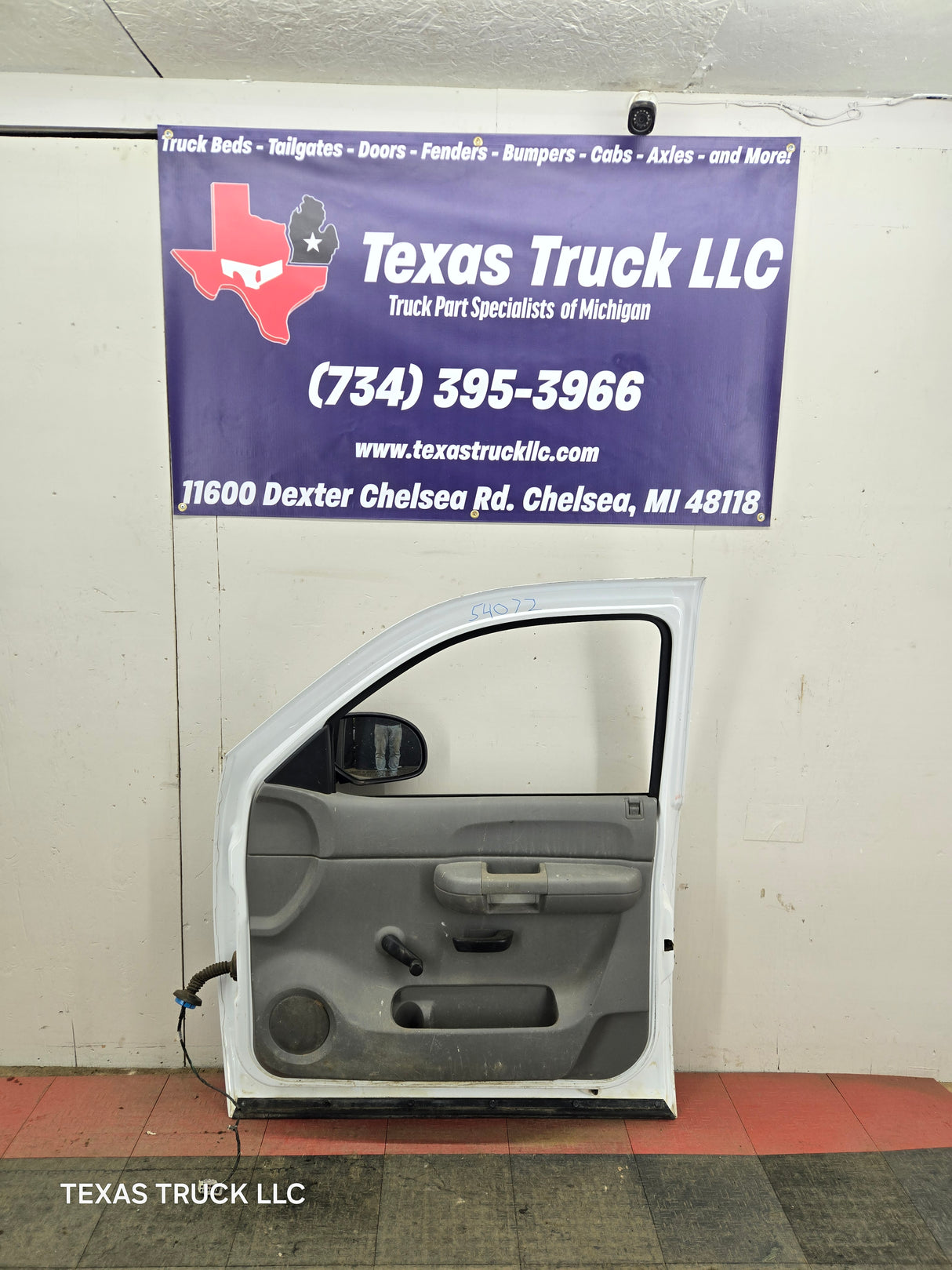 2007-2013 Chevrolet Silverado / GMC Sierra 1500 2500 3500 RH Front Passenger Door