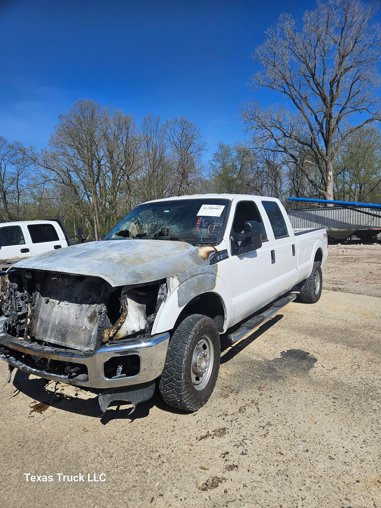 2013 Ford F-350 Super Duty 6.2L Gas 4x4 - FULL PART OUT